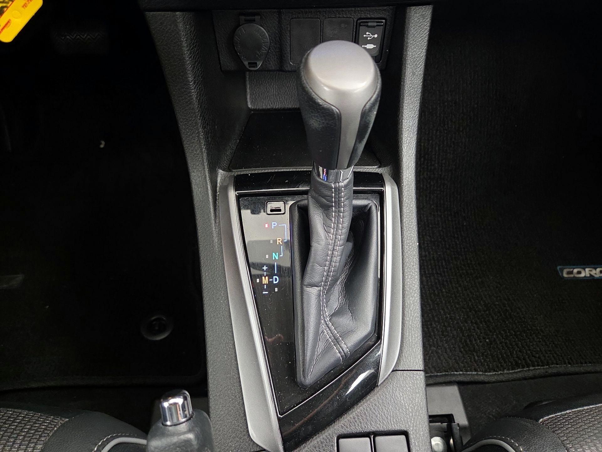 Thumbnail: 2016 Toyota Corolla - 17