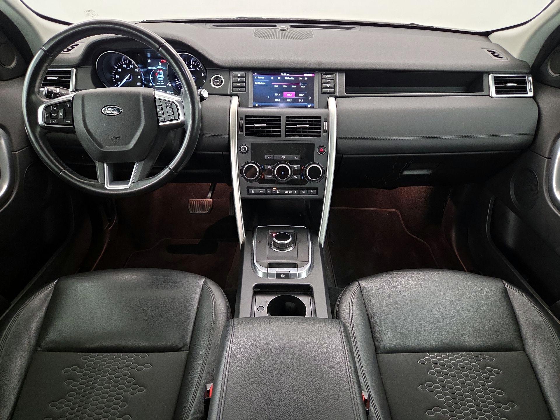 Thumbnail: 2019 Land Rover Discovery Sport - 9