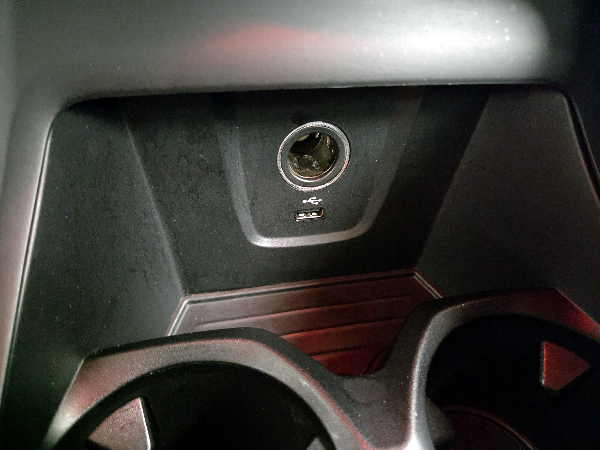 Thumbnail: 2019 BMW X1 - 19