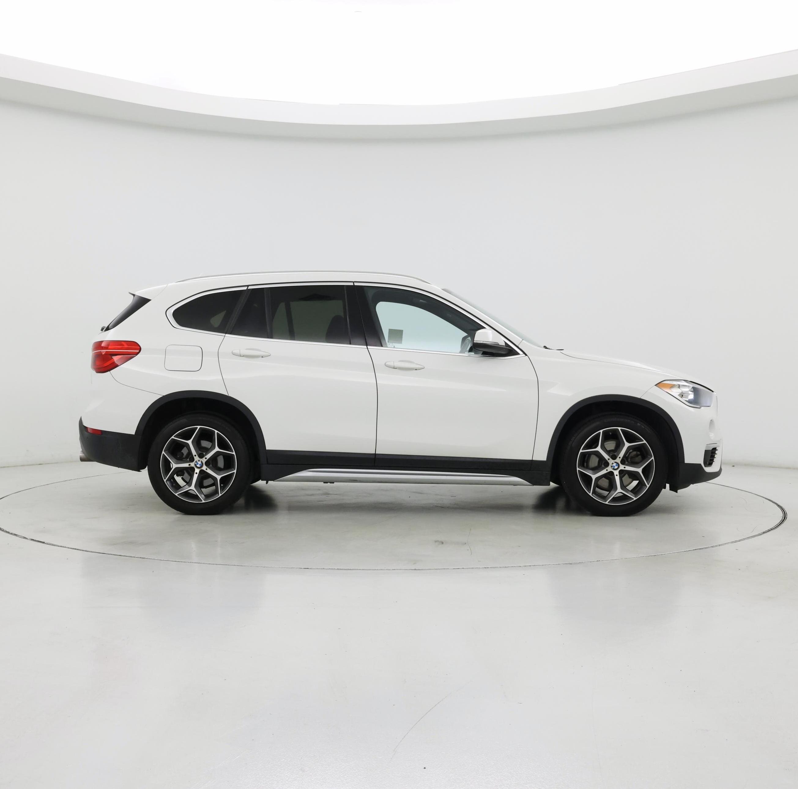 Thumbnail: 2019 BMW X1 - 7