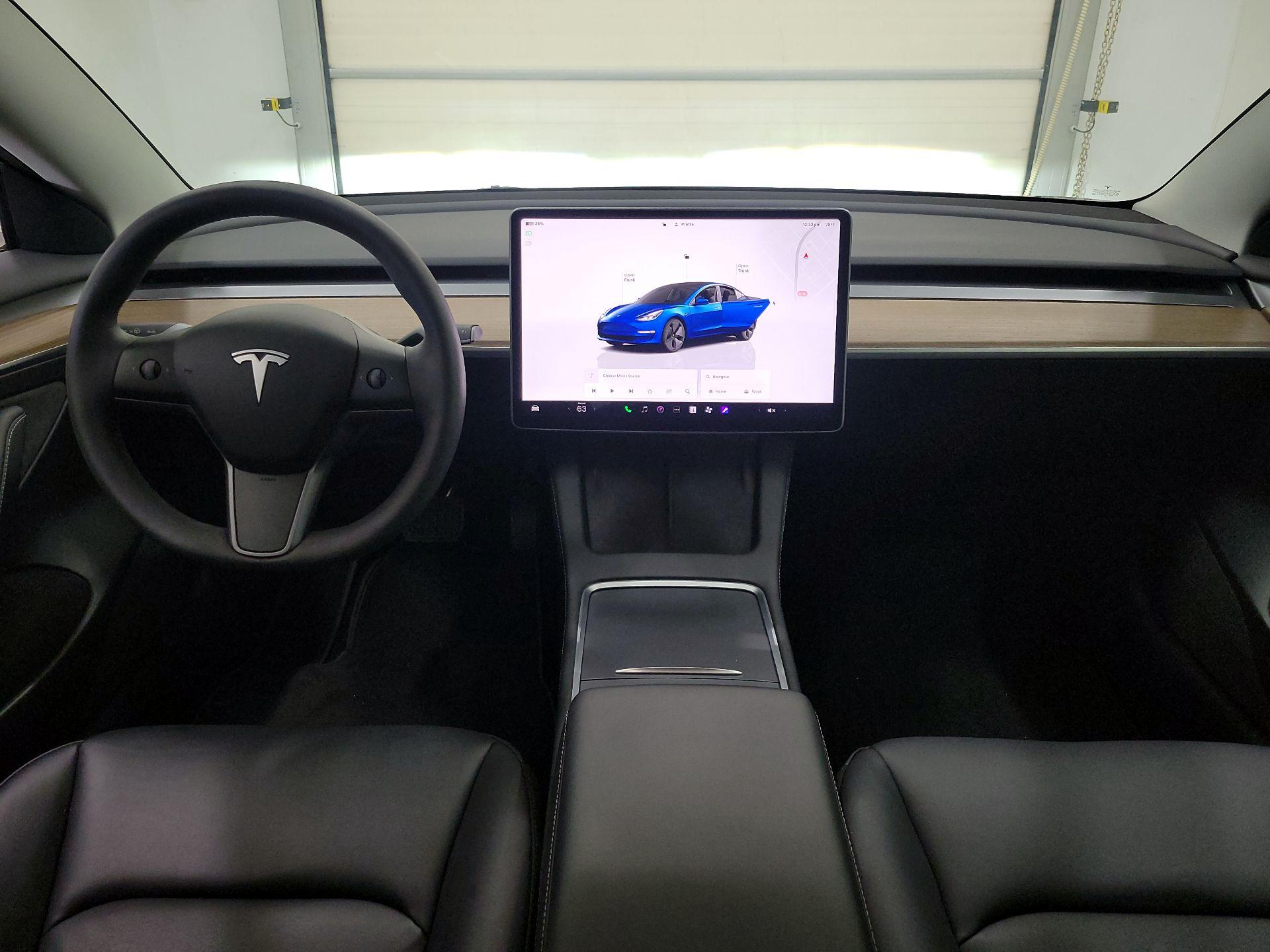 Thumbnail: 2023 Tesla Model 3 - 9