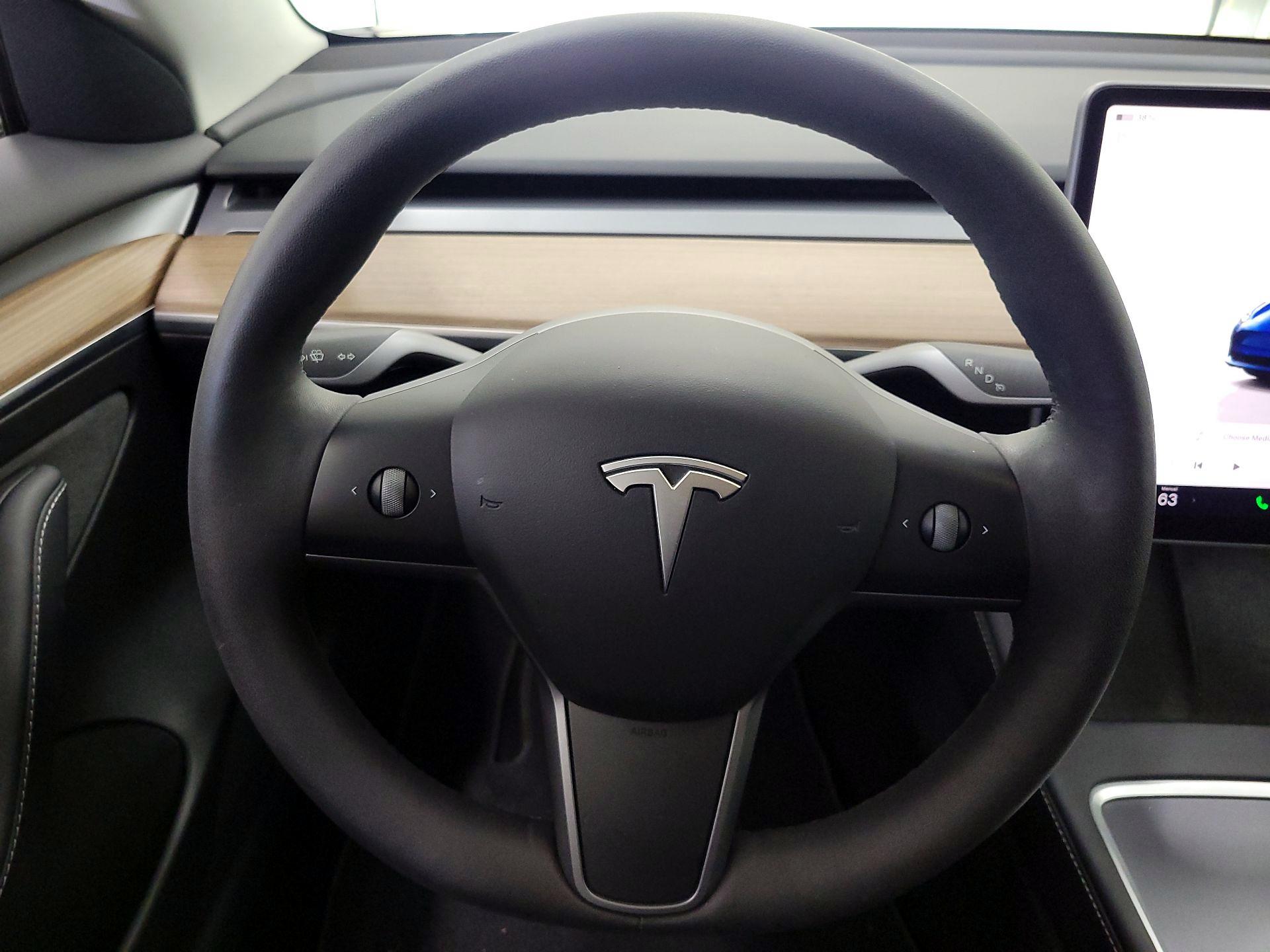 Thumbnail: 2023 Tesla Model 3 - 10