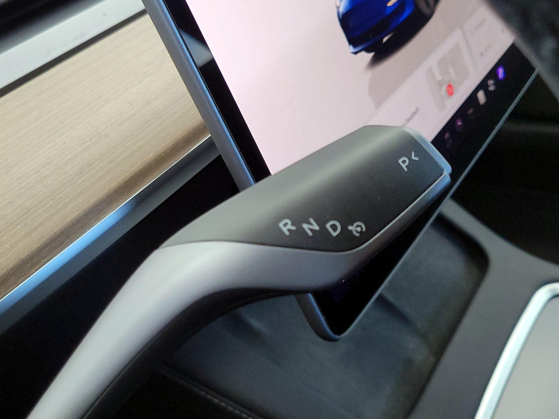 Thumbnail: 2023 Tesla Model 3 - 17