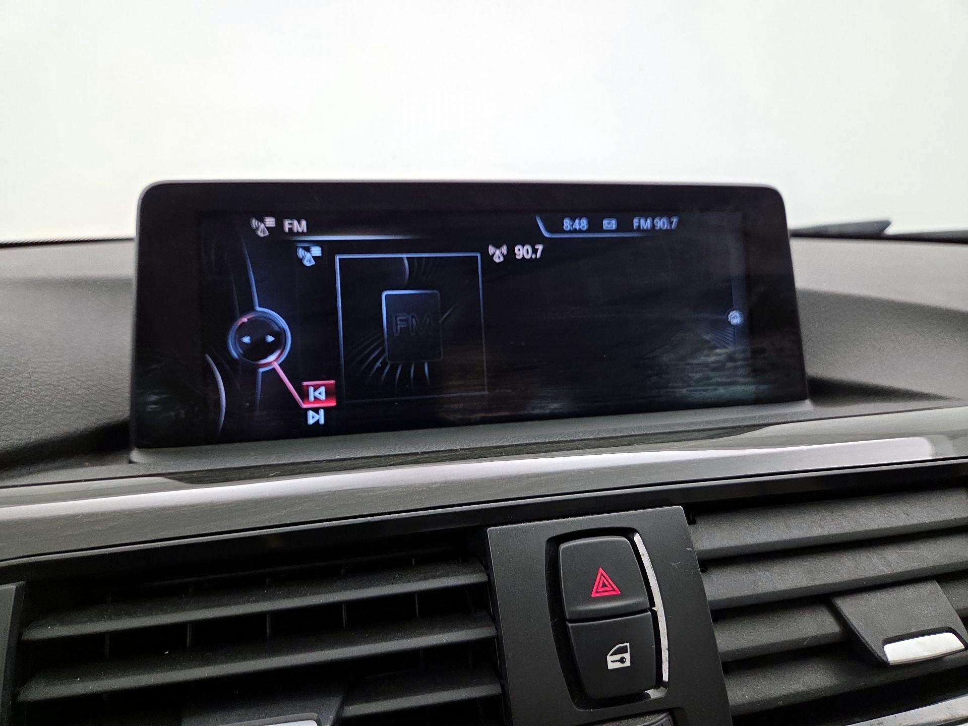 Thumbnail: 2015 BMW 3 Series - 16