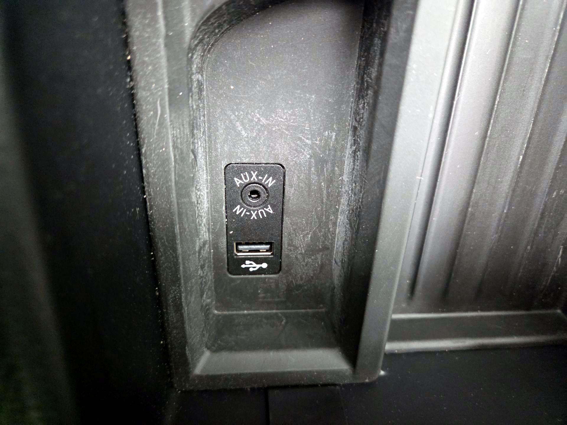 Thumbnail: 2015 BMW 3 Series - 19