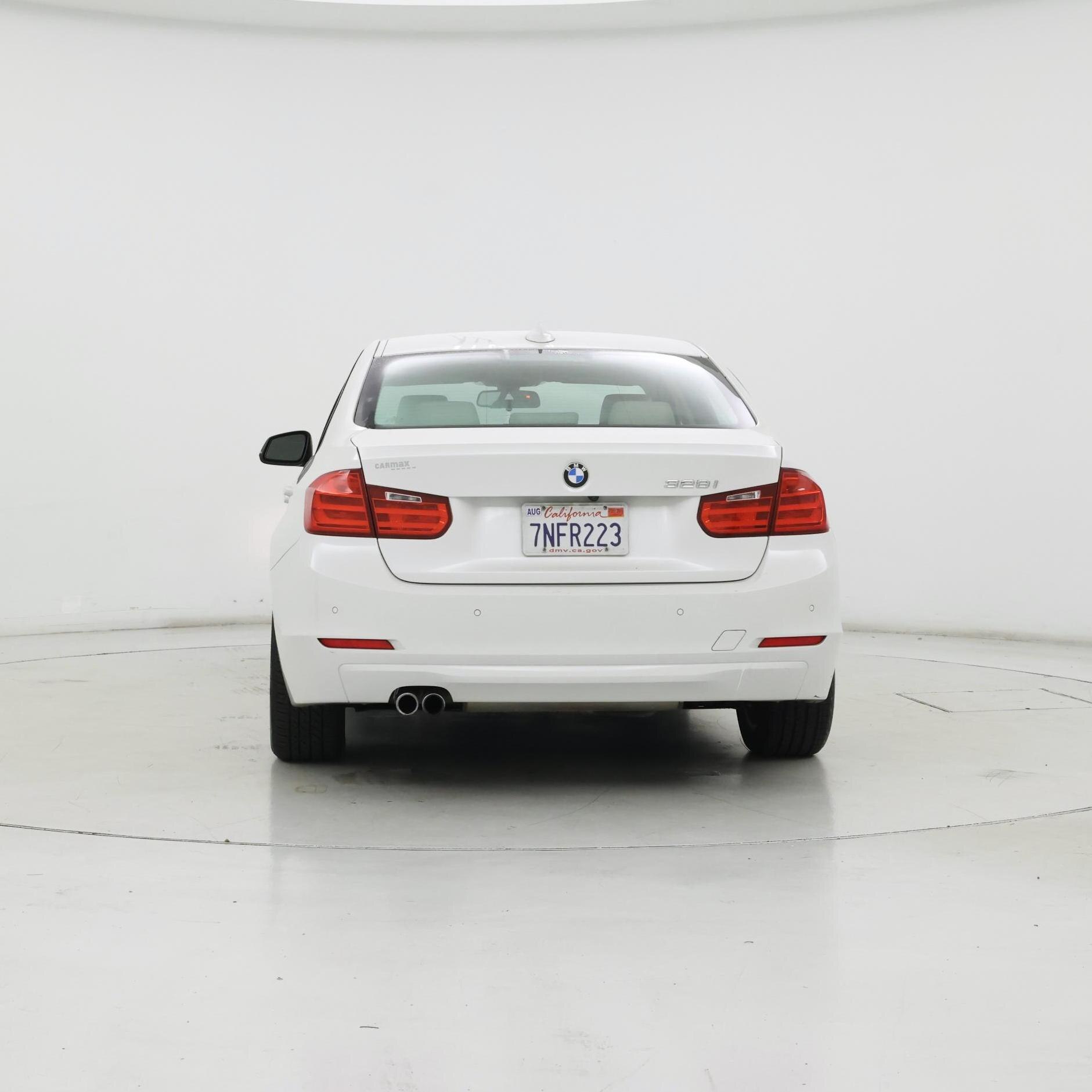 Thumbnail: 2015 BMW 3 Series - 6