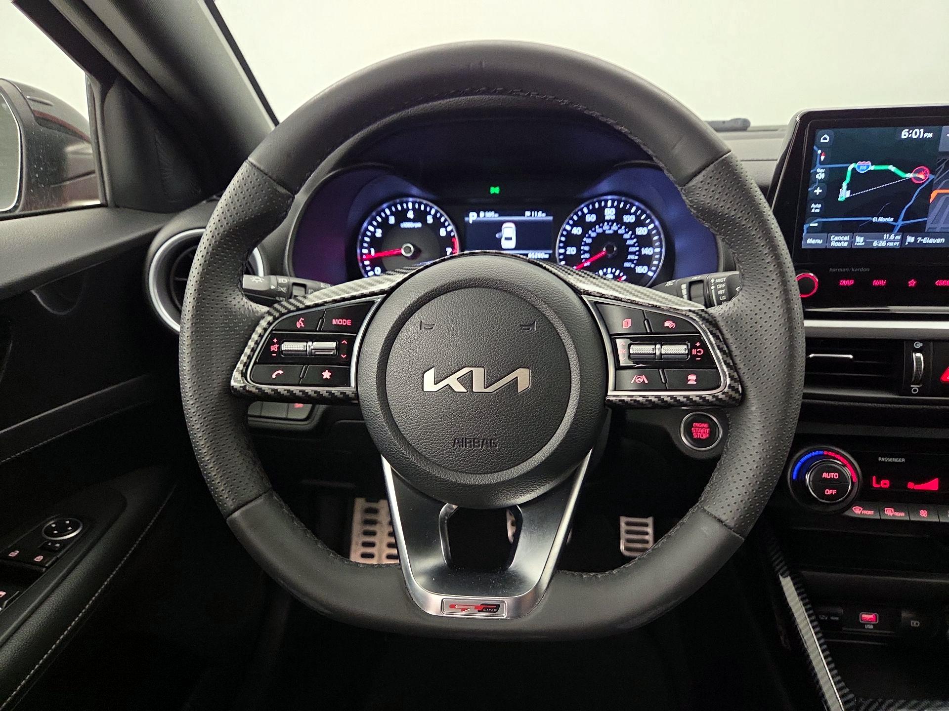 Thumbnail: 2023 Kia Forte - 10