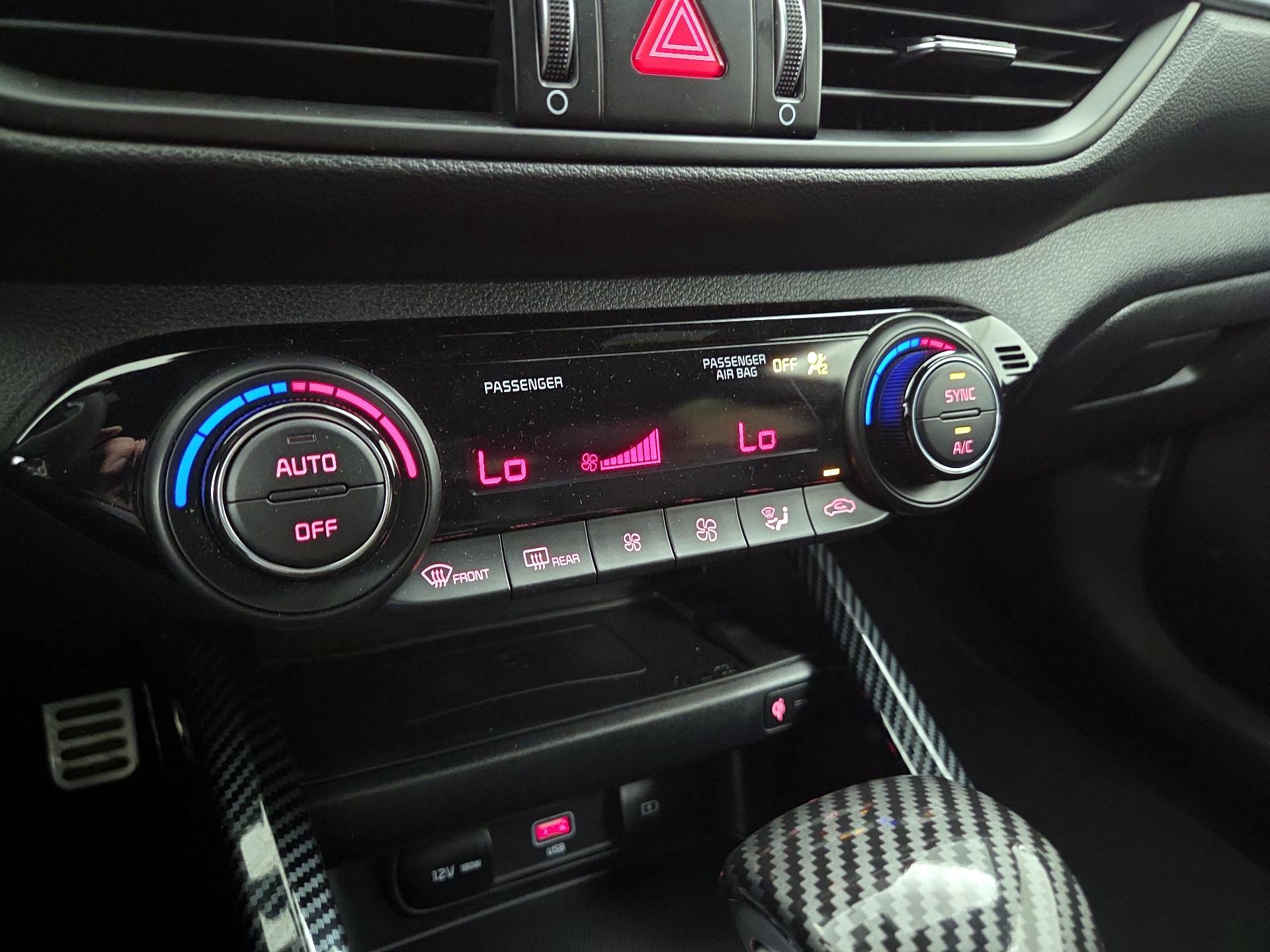 Thumbnail: 2023 Kia Forte - 17