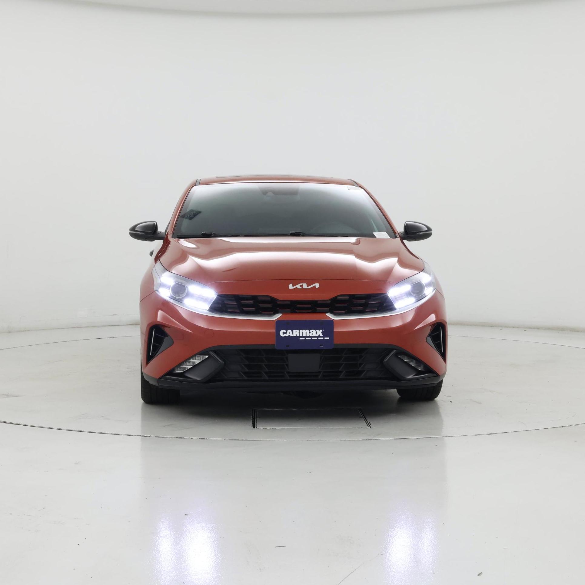 Thumbnail: 2023 Kia Forte - 5