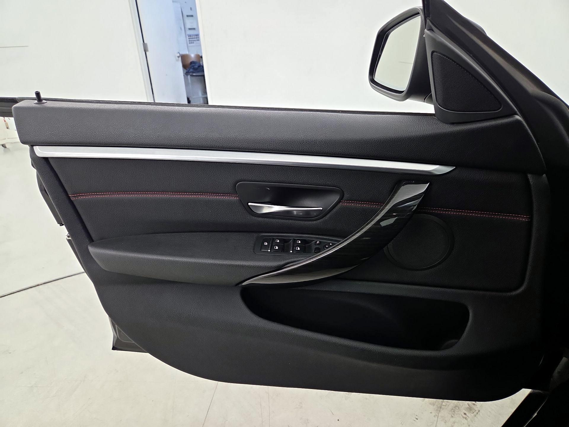 Thumbnail: 2018 BMW 4 Series - 12