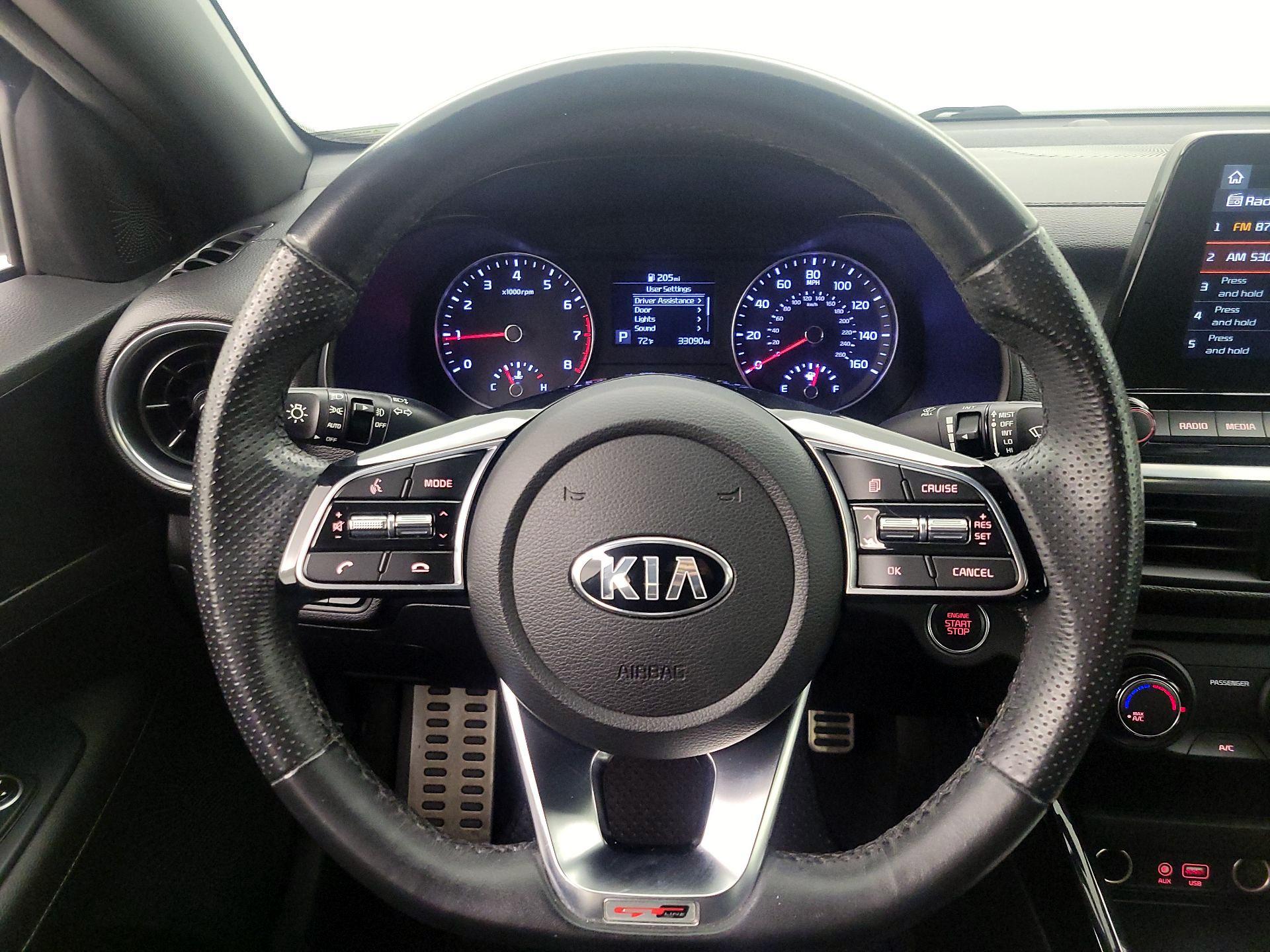 Thumbnail: 2020 Kia Forte - 10