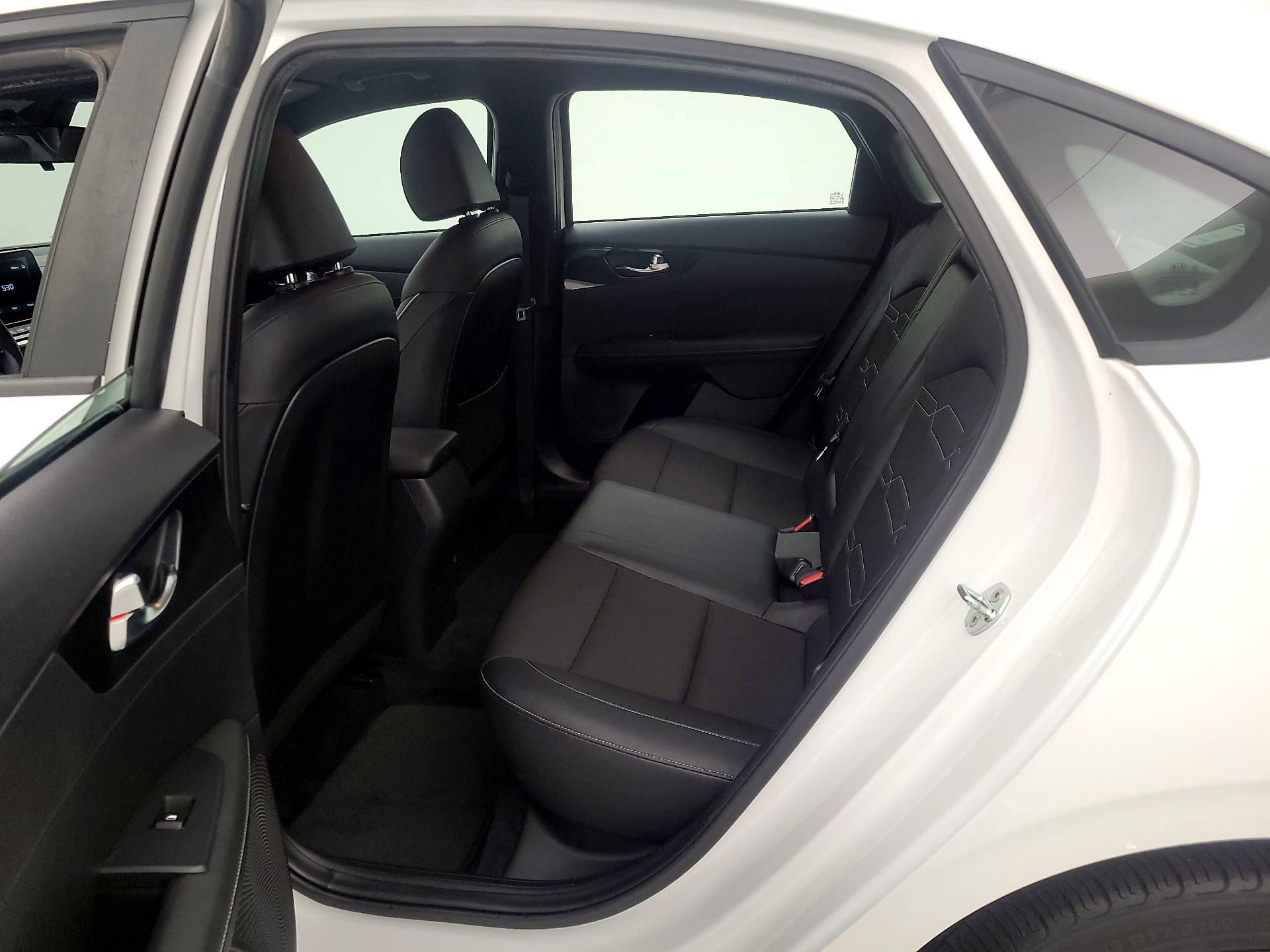 Thumbnail: 2020 Kia Forte - 19