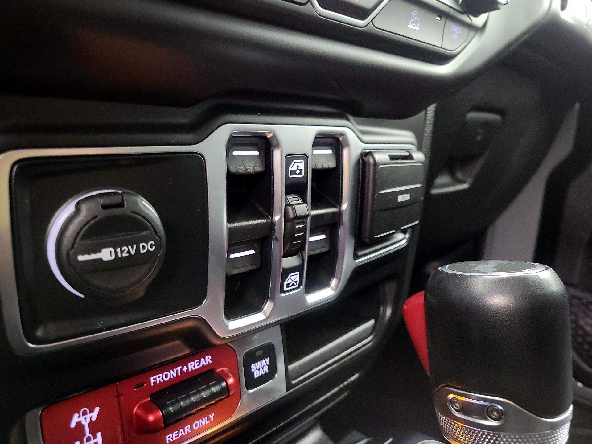 Thumbnail: 2023 Jeep Wrangler - 19