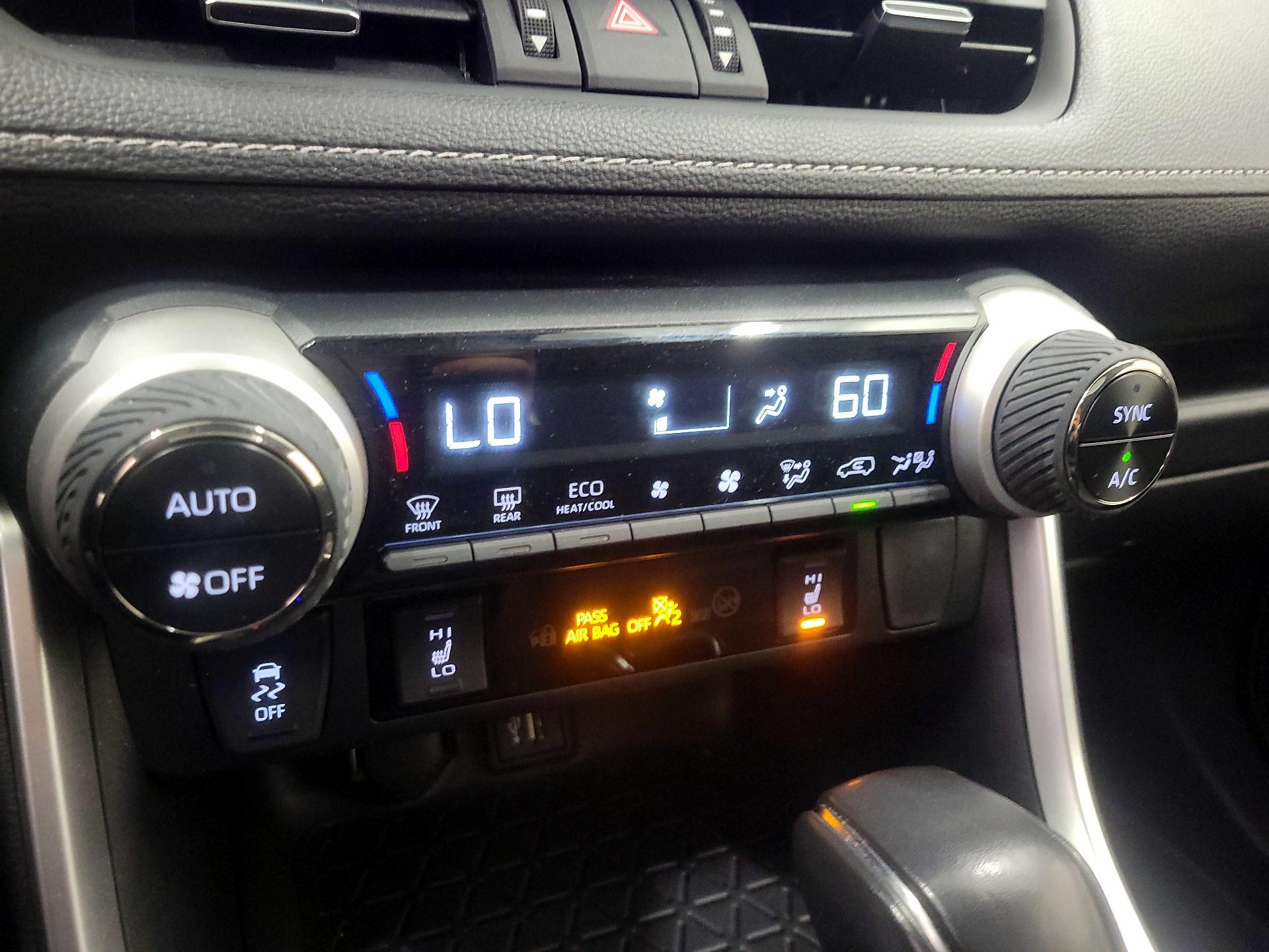 Thumbnail: 2024 Toyota RAV4 - 16