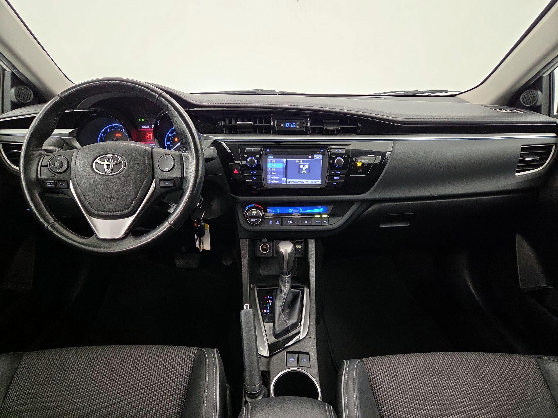 Thumbnail: 2016 Toyota Corolla - 9