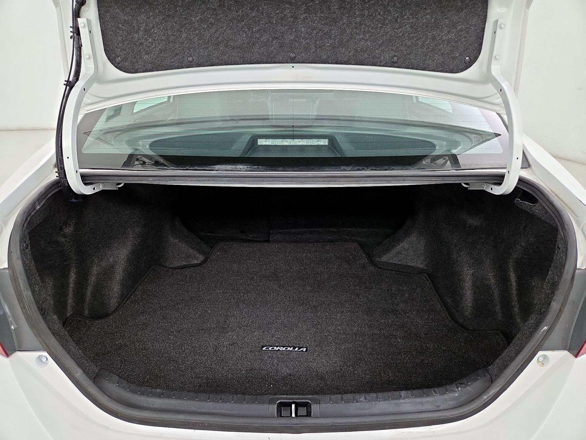 Thumbnail: 2016 Toyota Corolla - 20