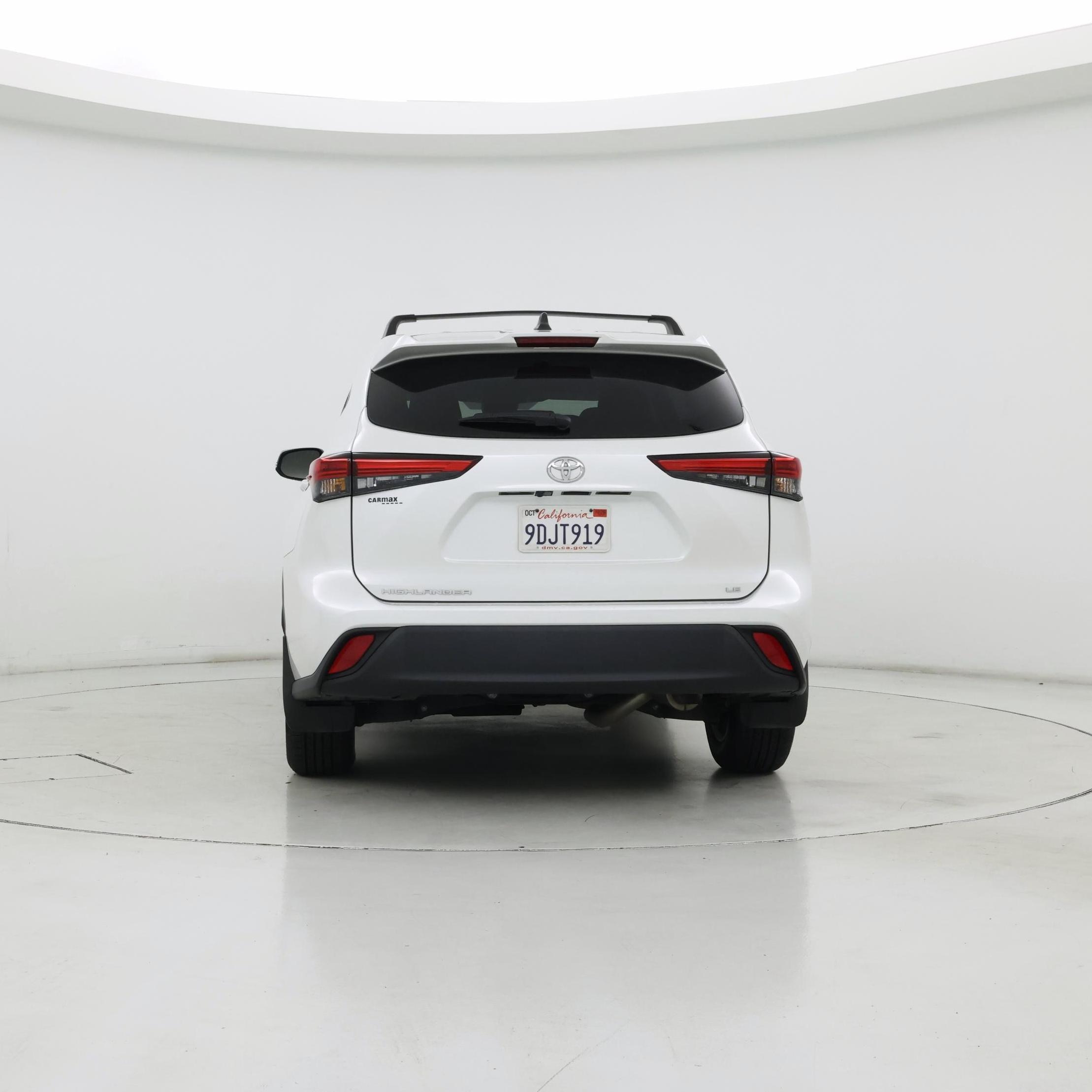 Thumbnail: 2022 Toyota Highlander - 6