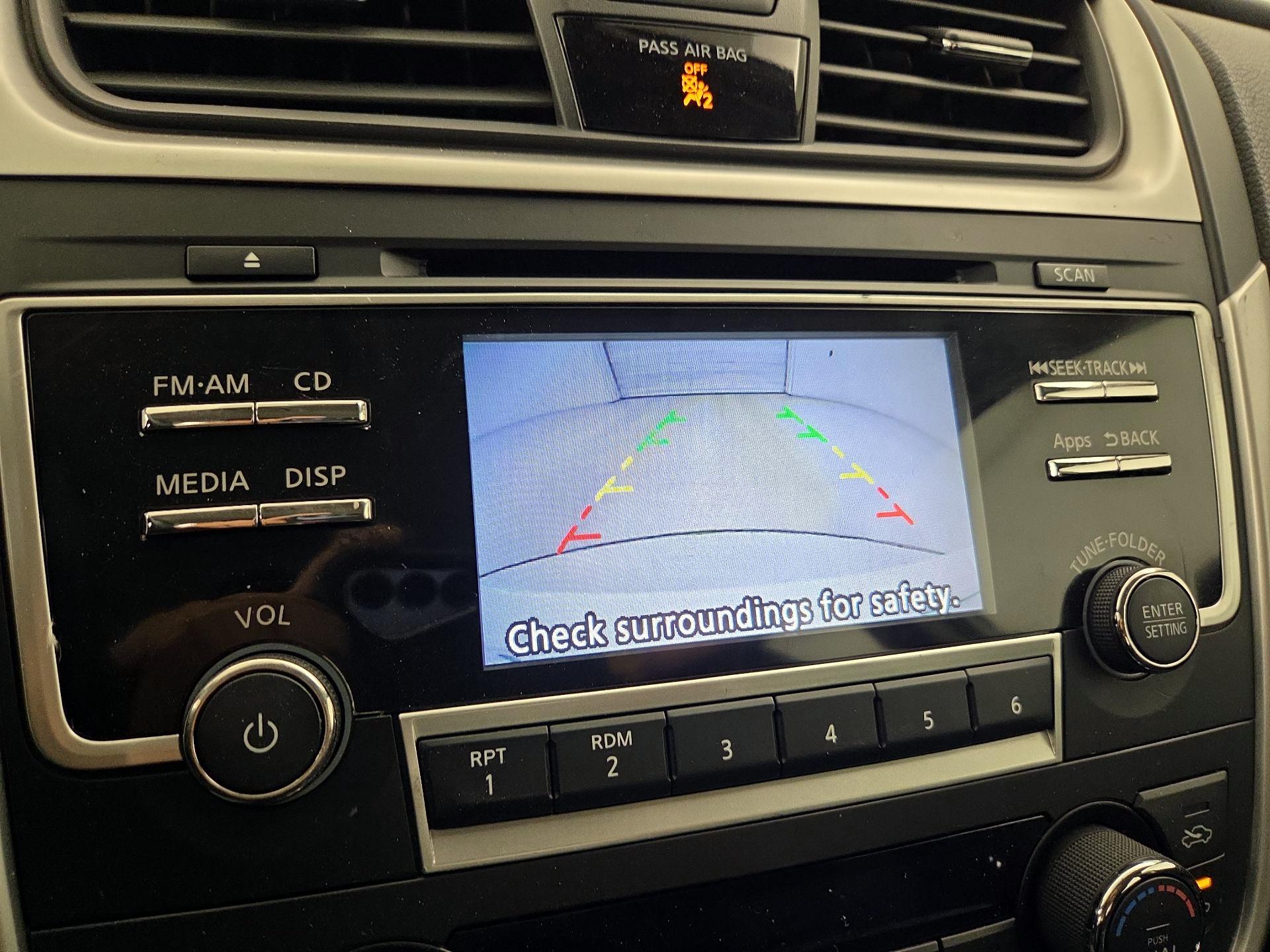 Thumbnail: 2016 Nissan Altima - 14