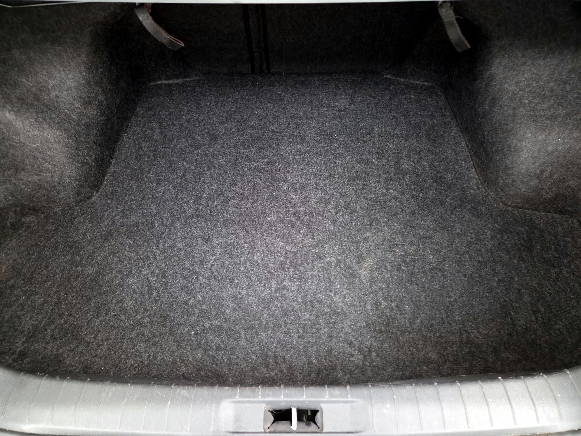 Thumbnail: 2016 Nissan Altima - 20