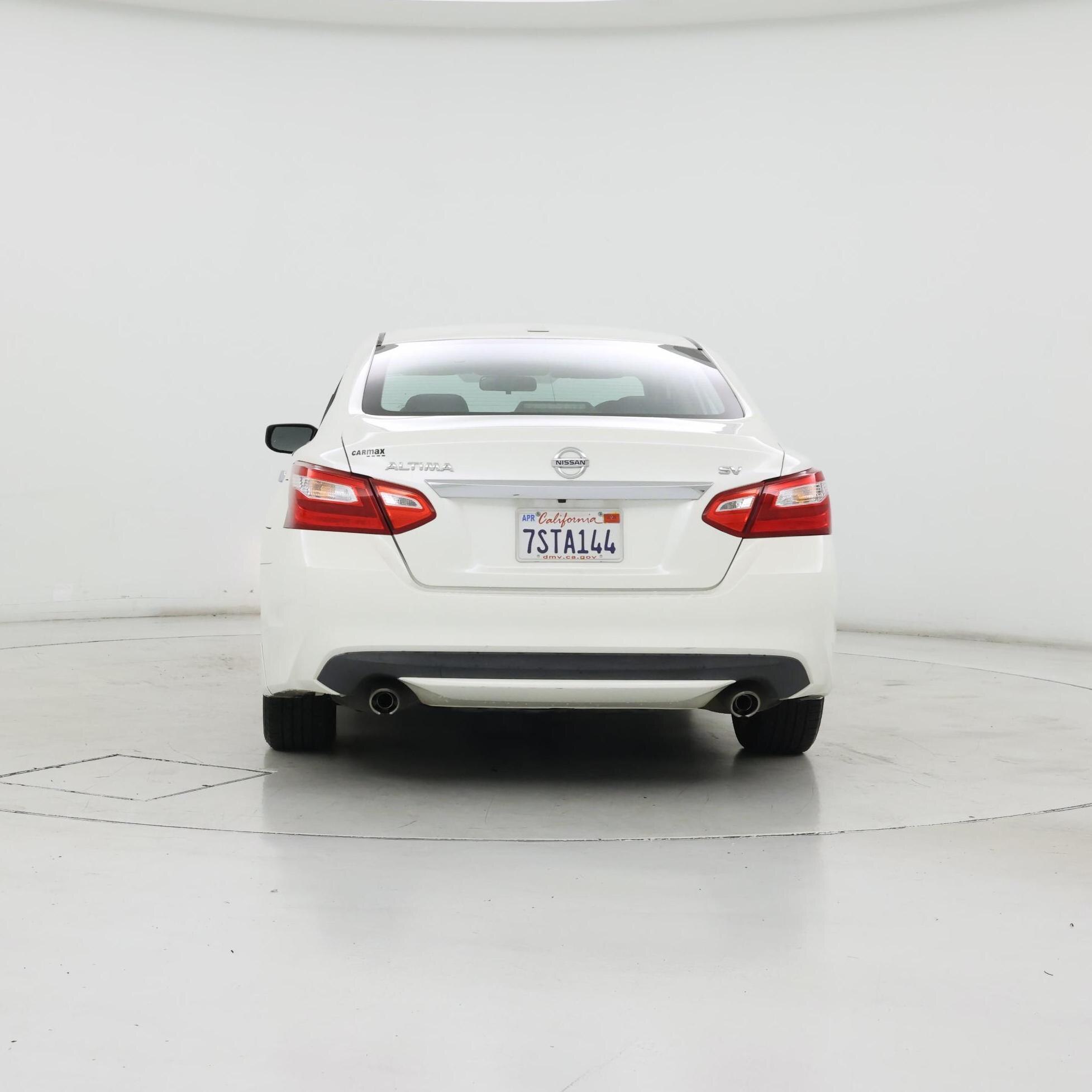 Thumbnail: 2016 Nissan Altima - 6