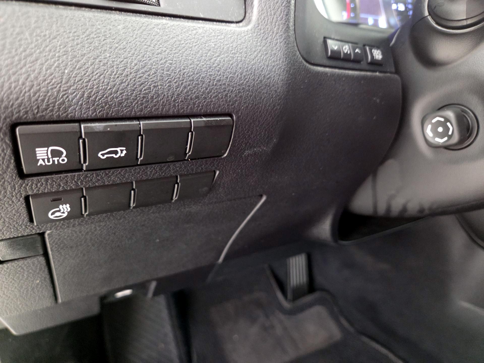 Thumbnail: 2021 Lexus RX - 13