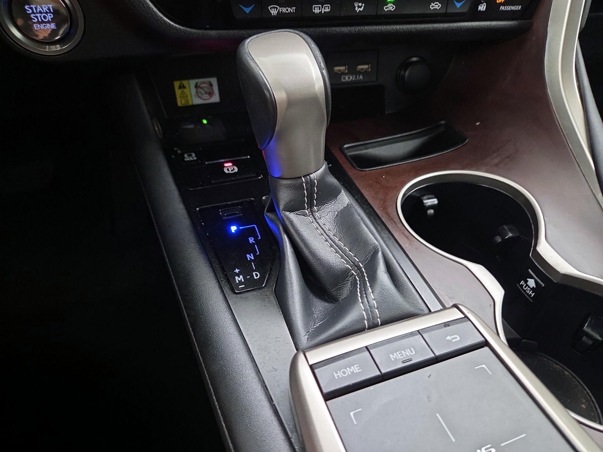 Thumbnail: 2021 Lexus RX - 17