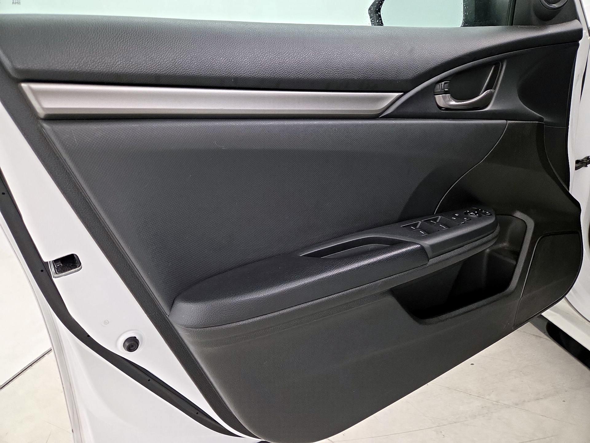 Thumbnail: 2021 Honda Civic - 12