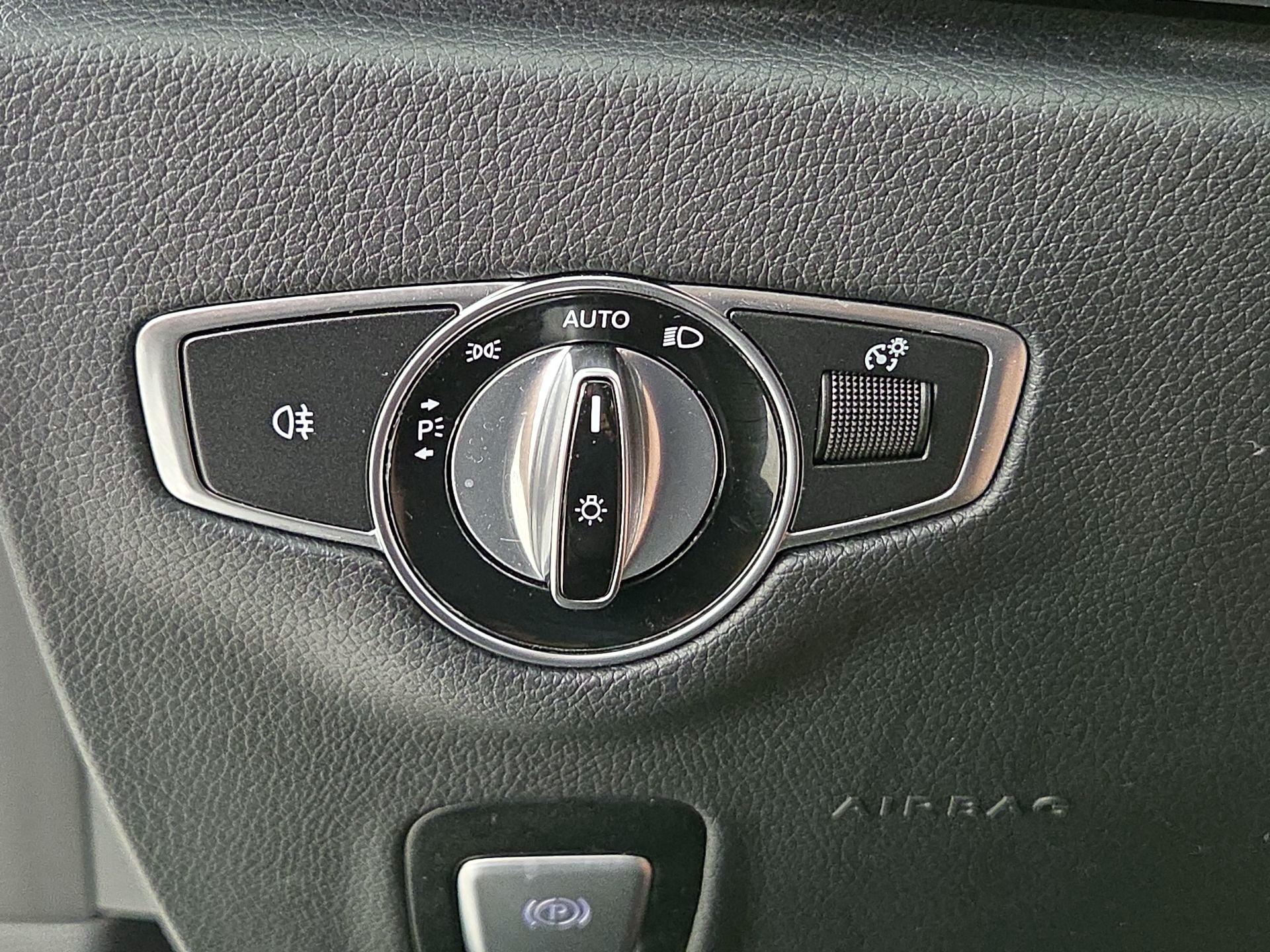 Thumbnail: 2019 Mercedes-Benz E-Class - 13