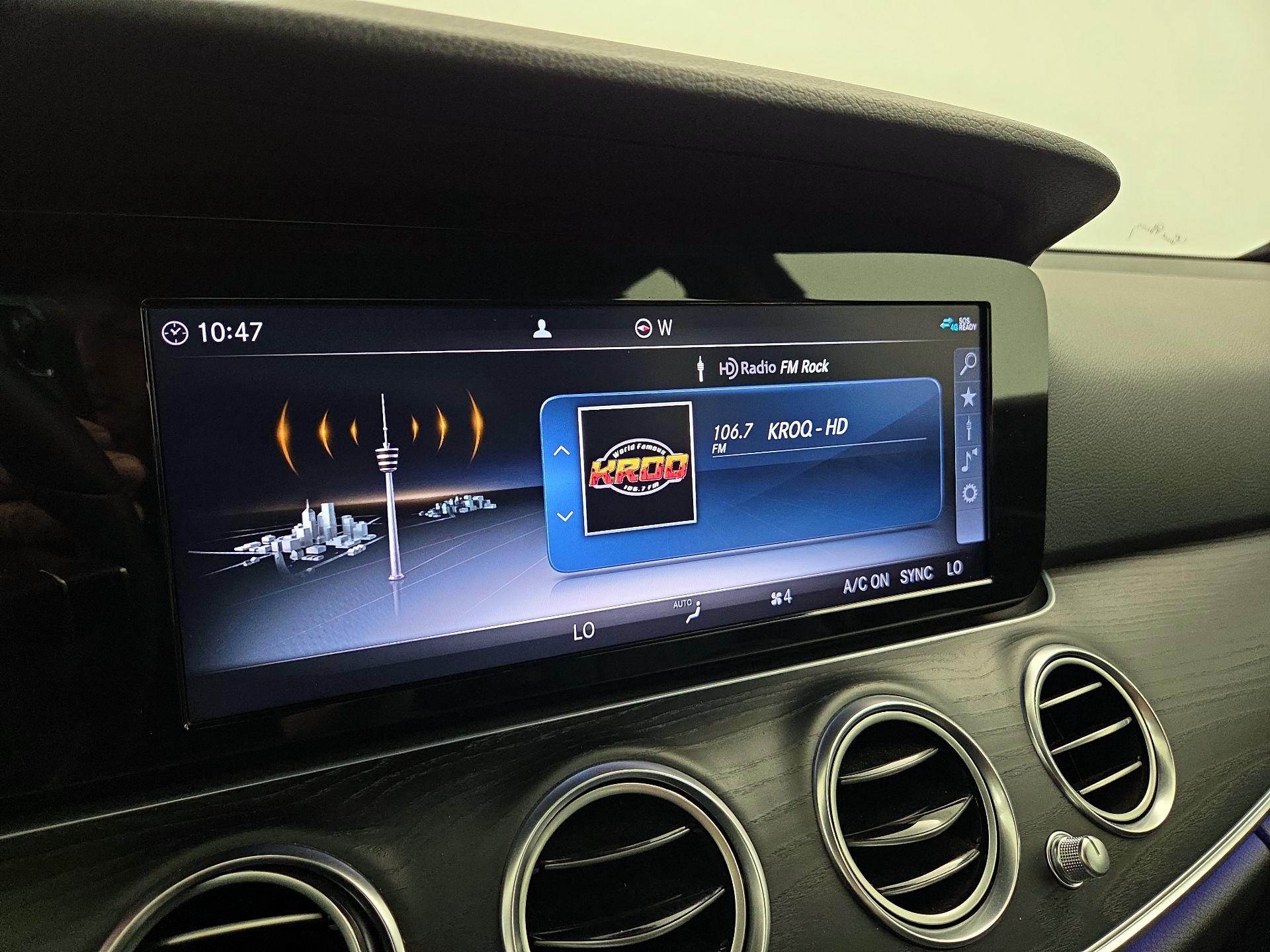 Thumbnail: 2019 Mercedes-Benz E-Class - 16