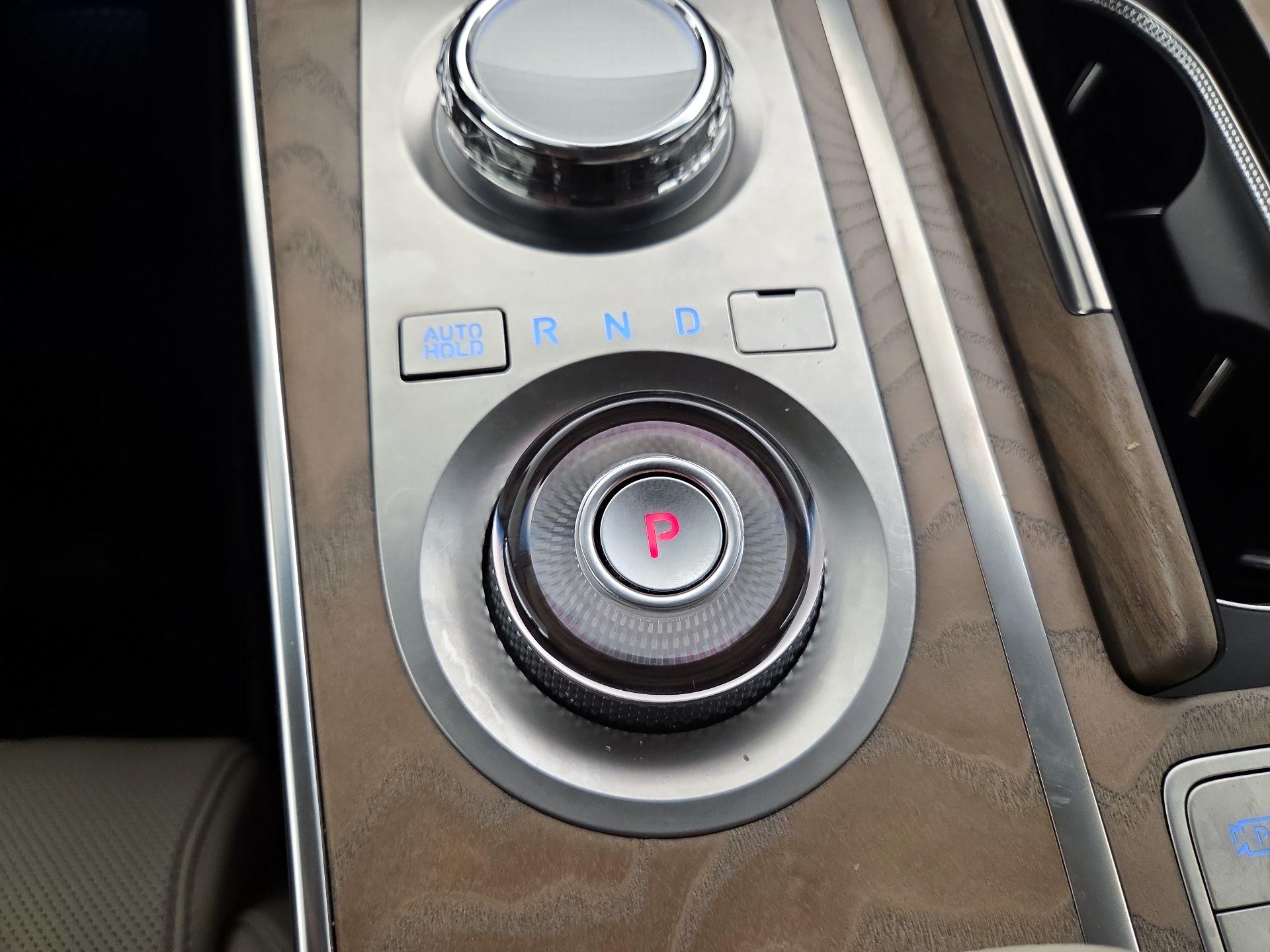 Thumbnail: 2023 Genesis GV80 - 18