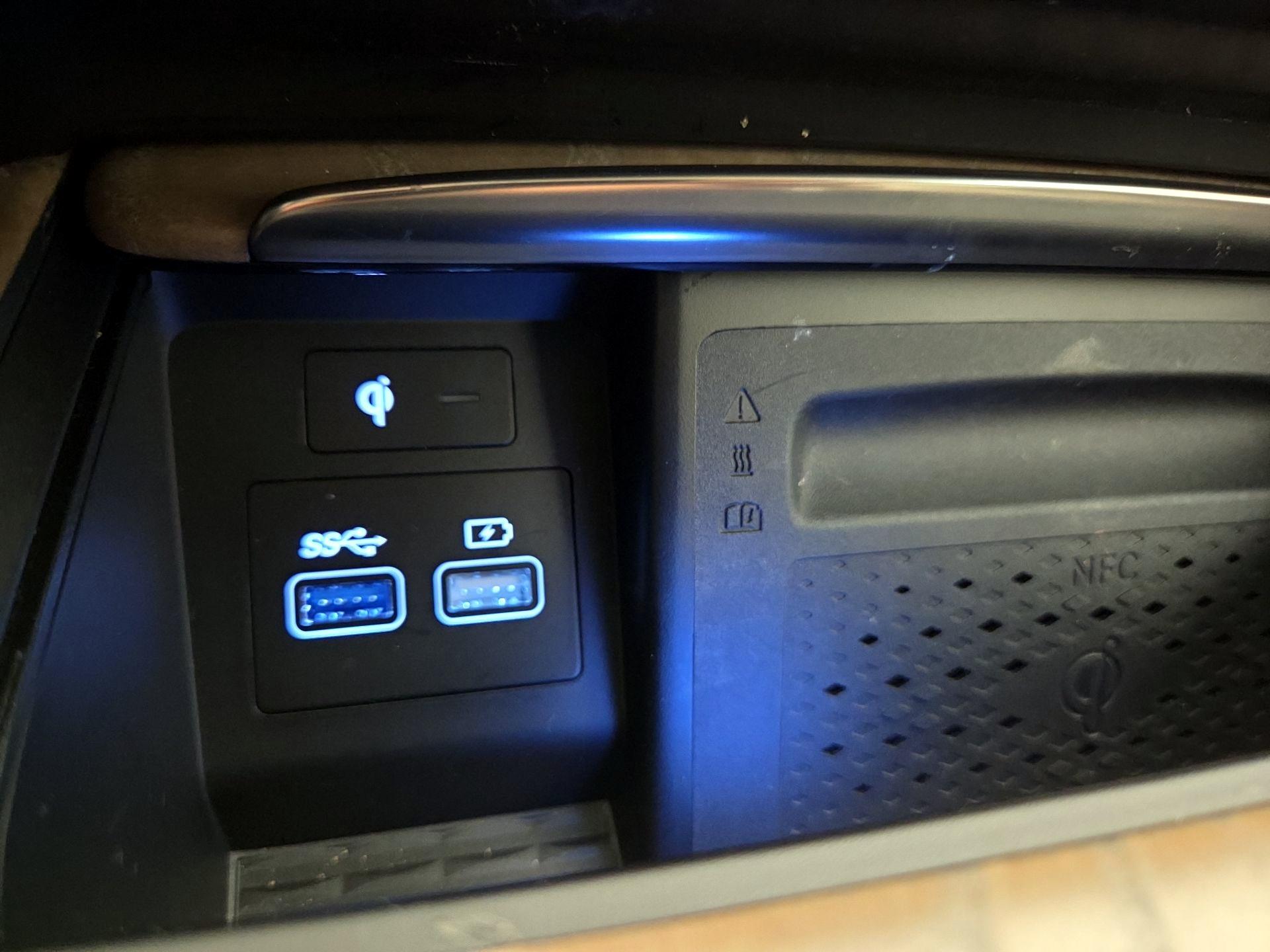 Thumbnail: 2023 Genesis GV80 - 19