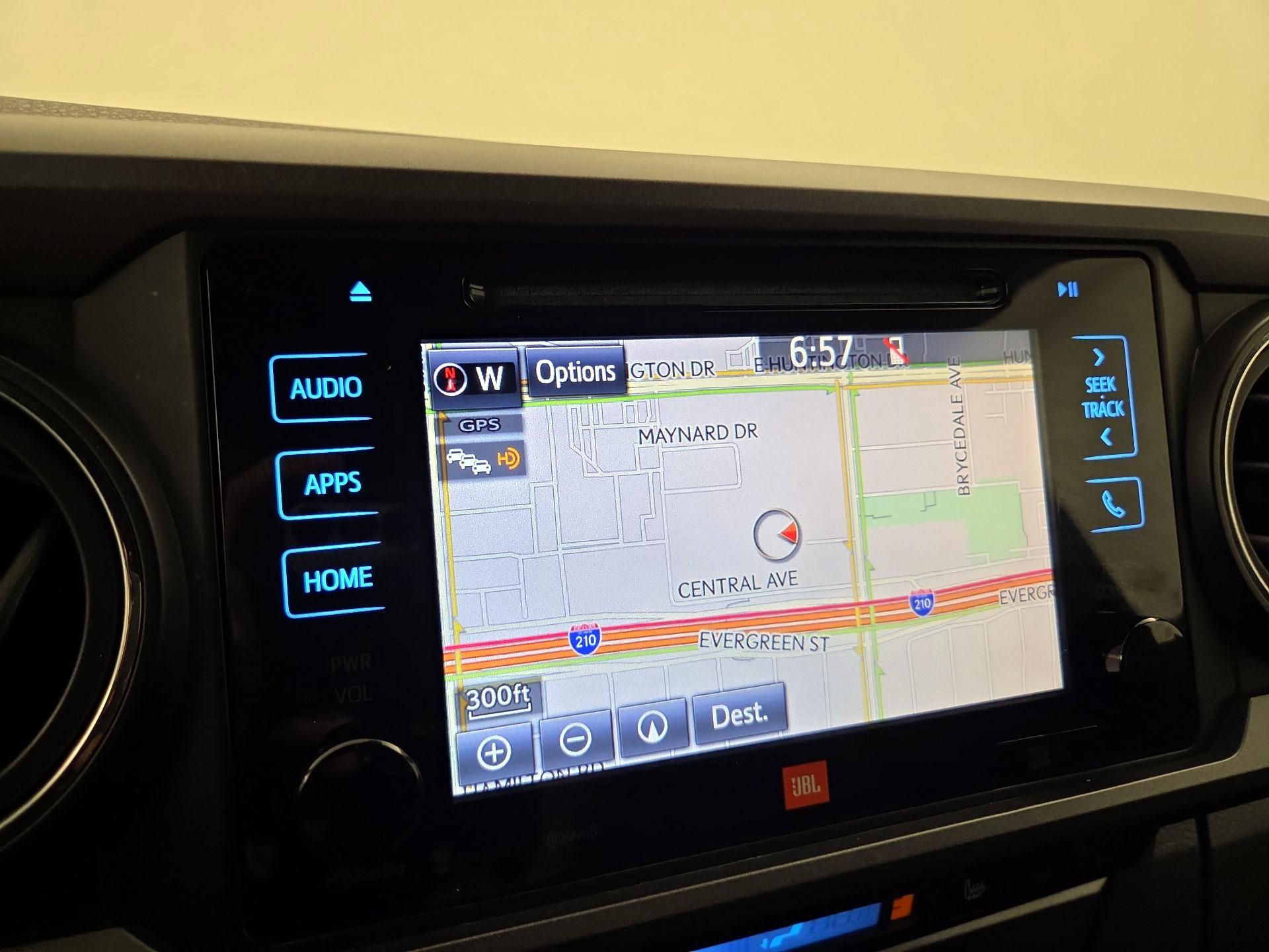 Thumbnail: 2019 Toyota Tacoma - 14