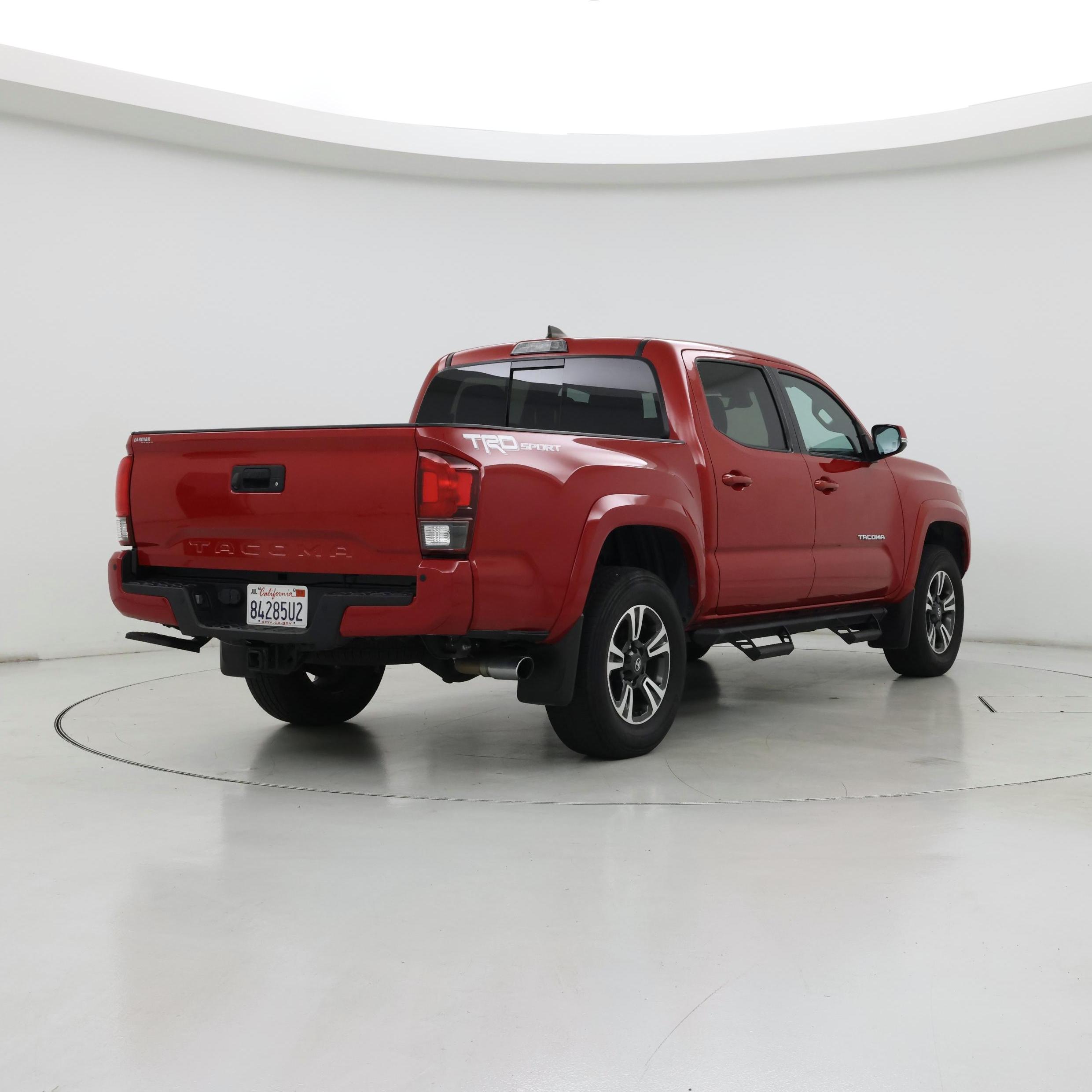 Thumbnail: 2019 Toyota Tacoma - 8