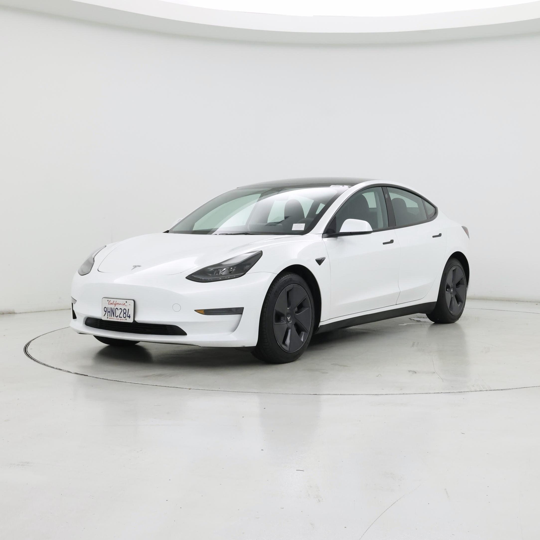 Thumbnail: 2023 Tesla Model 3 - 4