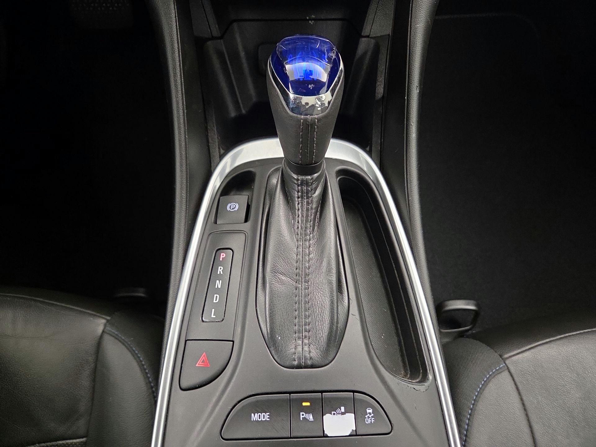 Thumbnail: 2017 Chevrolet Volt - 18