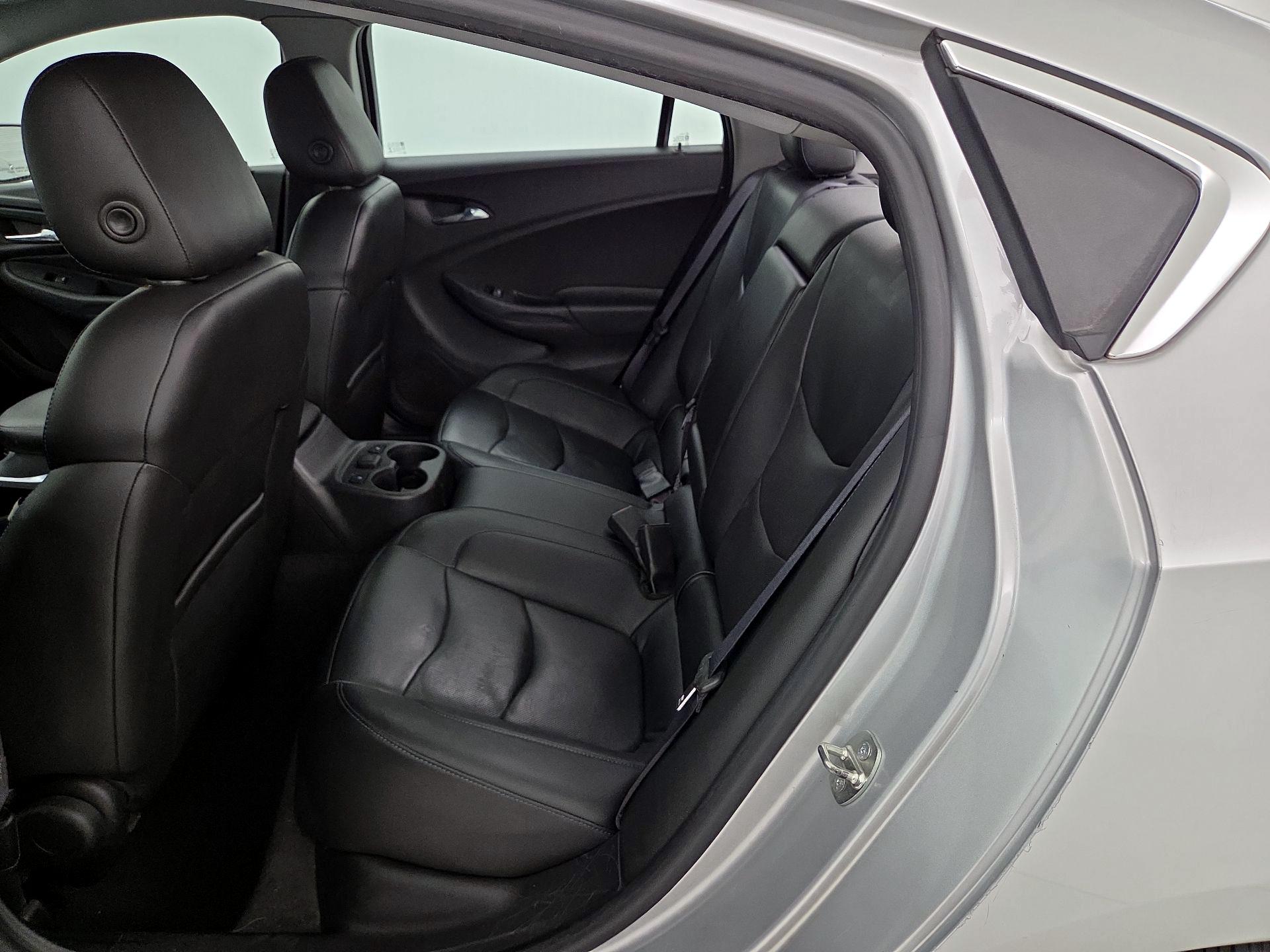 Thumbnail: 2017 Chevrolet Volt - 20