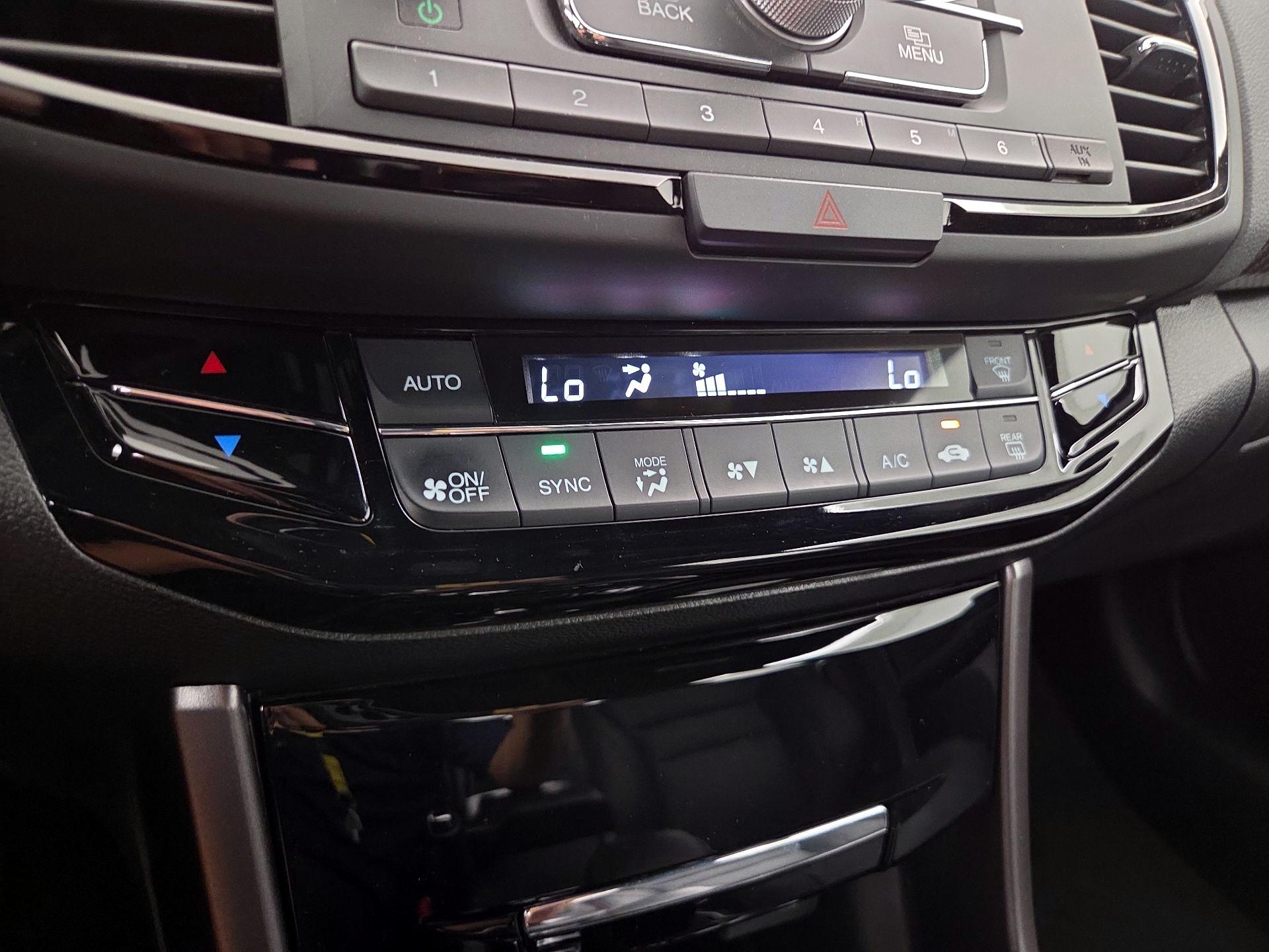 Thumbnail: 2017 Honda Accord - 16