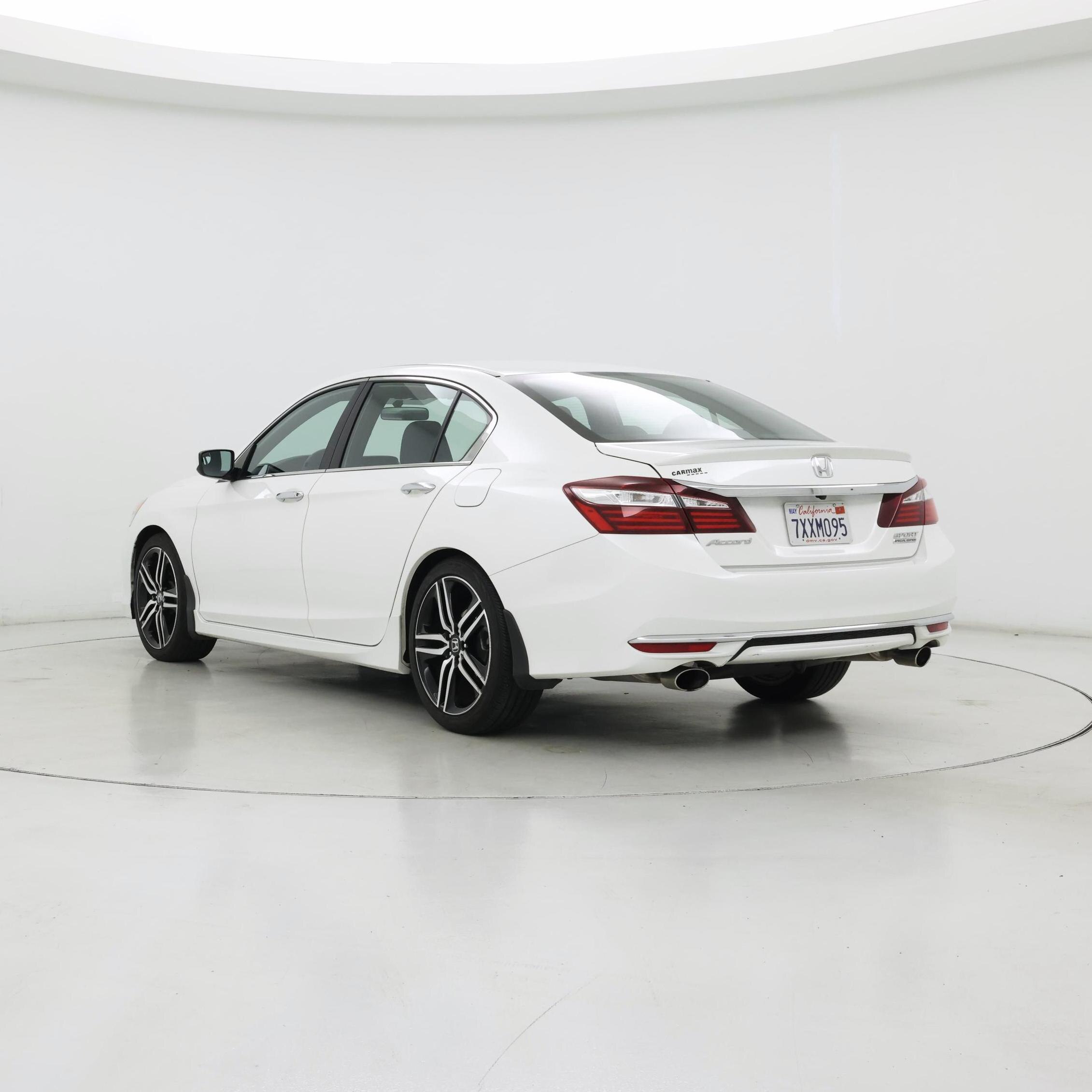 Thumbnail: 2017 Honda Accord - 2