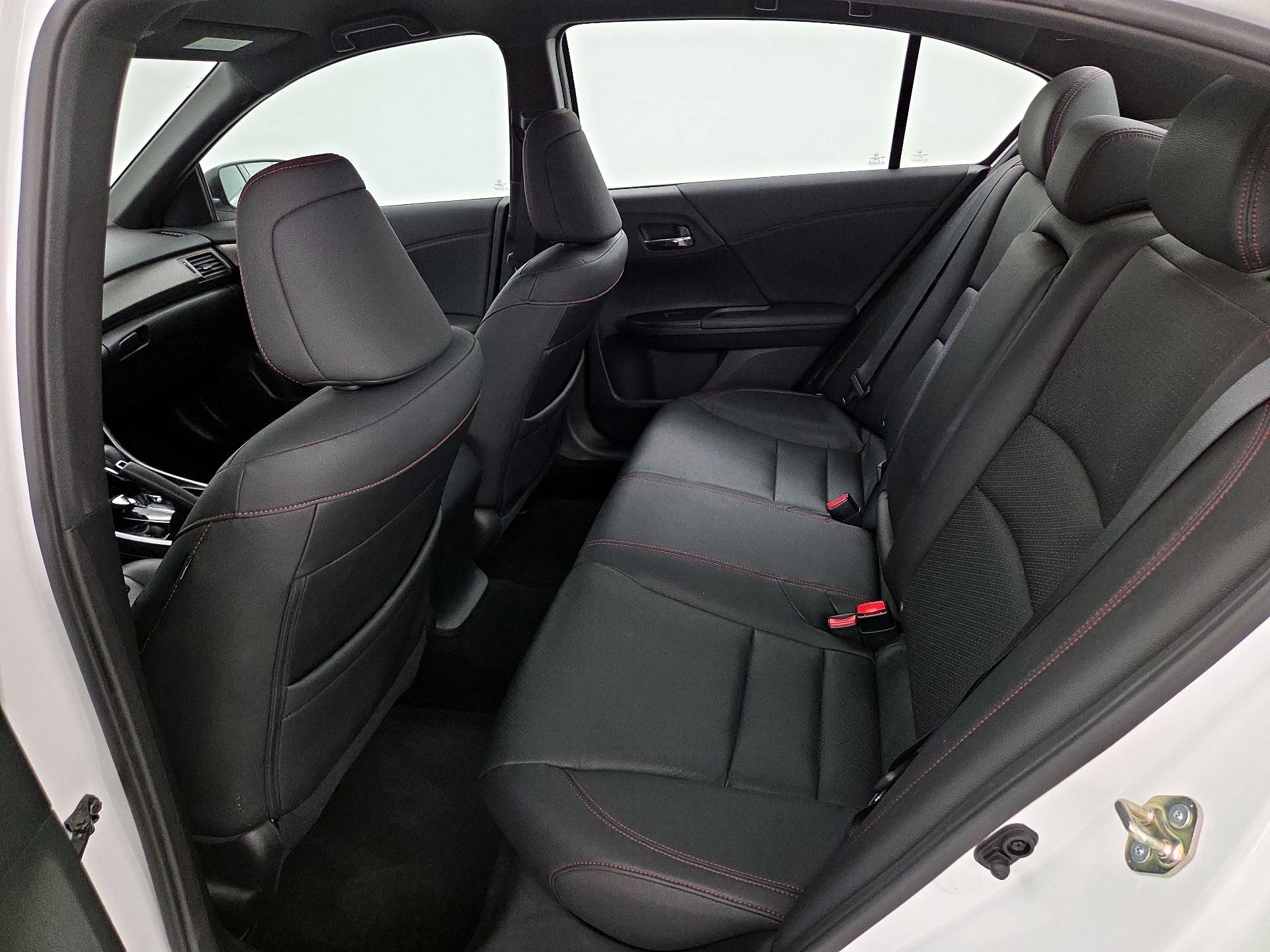 Thumbnail: 2017 Honda Accord - 19