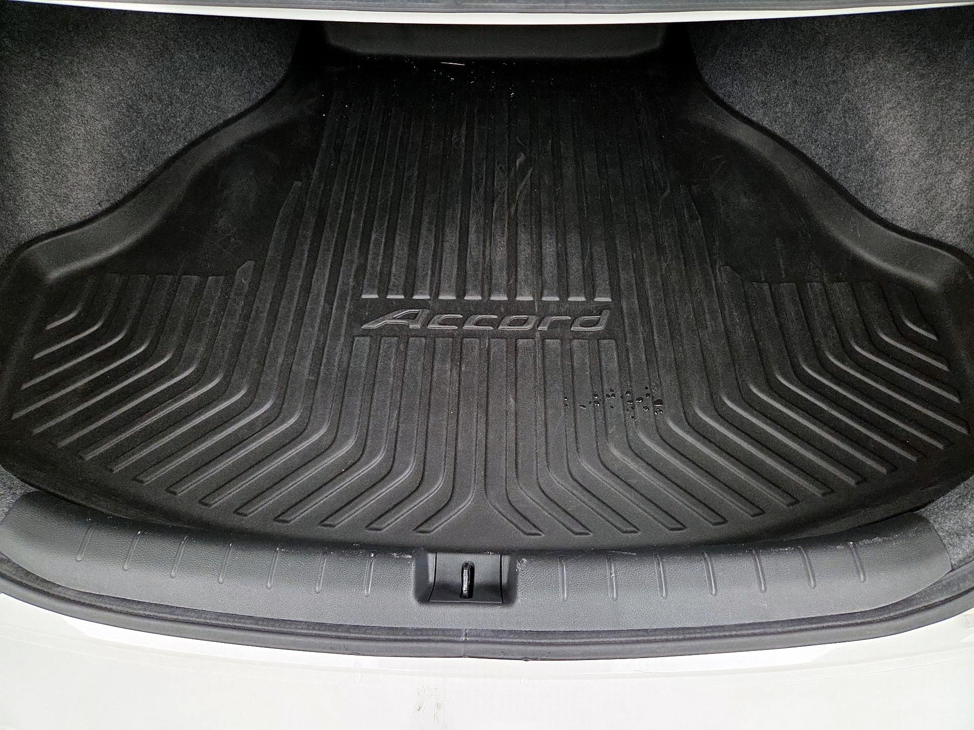 Thumbnail: 2017 Honda Accord - 20