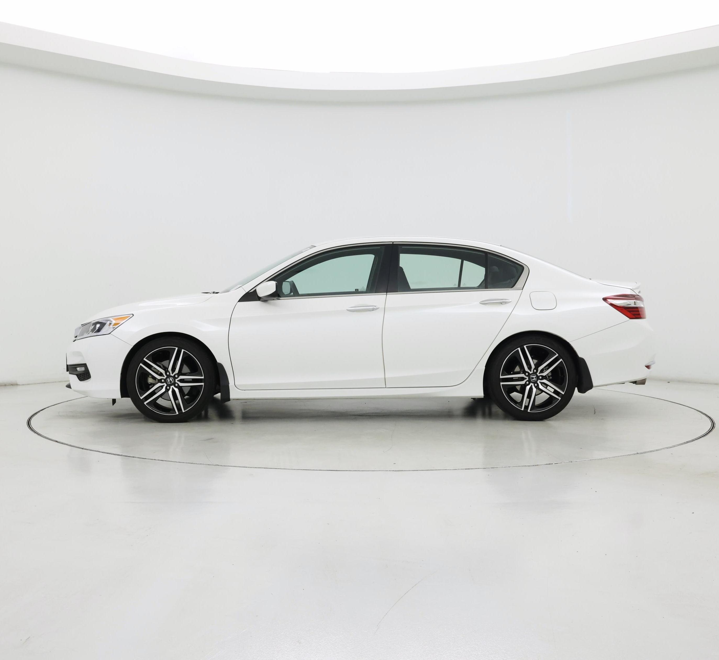 Thumbnail: 2017 Honda Accord - 3