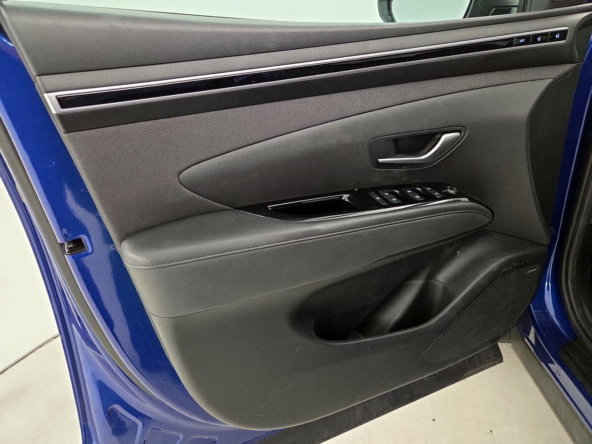 Thumbnail: 2022 Hyundai Tucson - 12