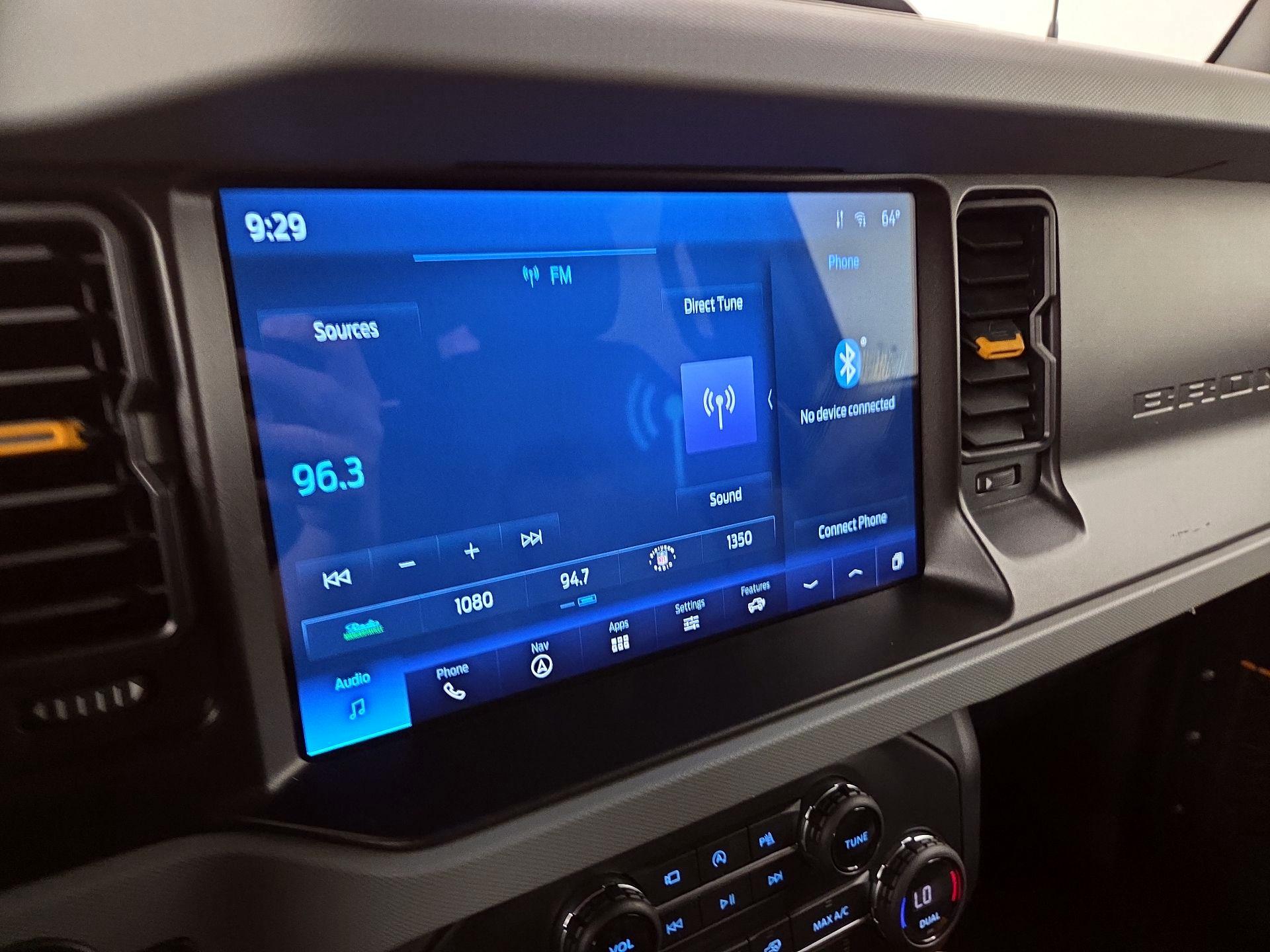 Thumbnail: 2021 Ford Bronco - 17