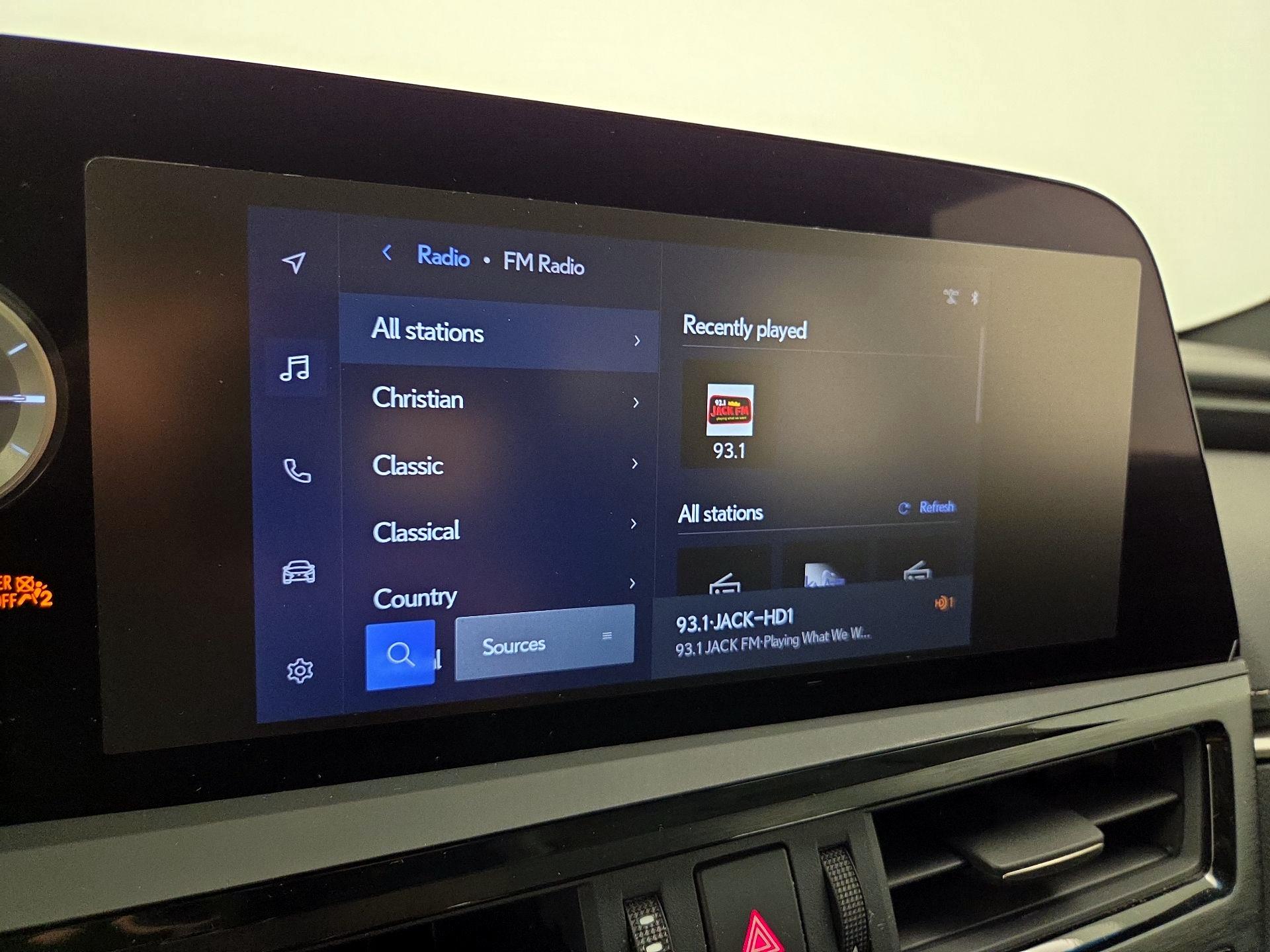 Thumbnail: 2024 Lexus ES - 15