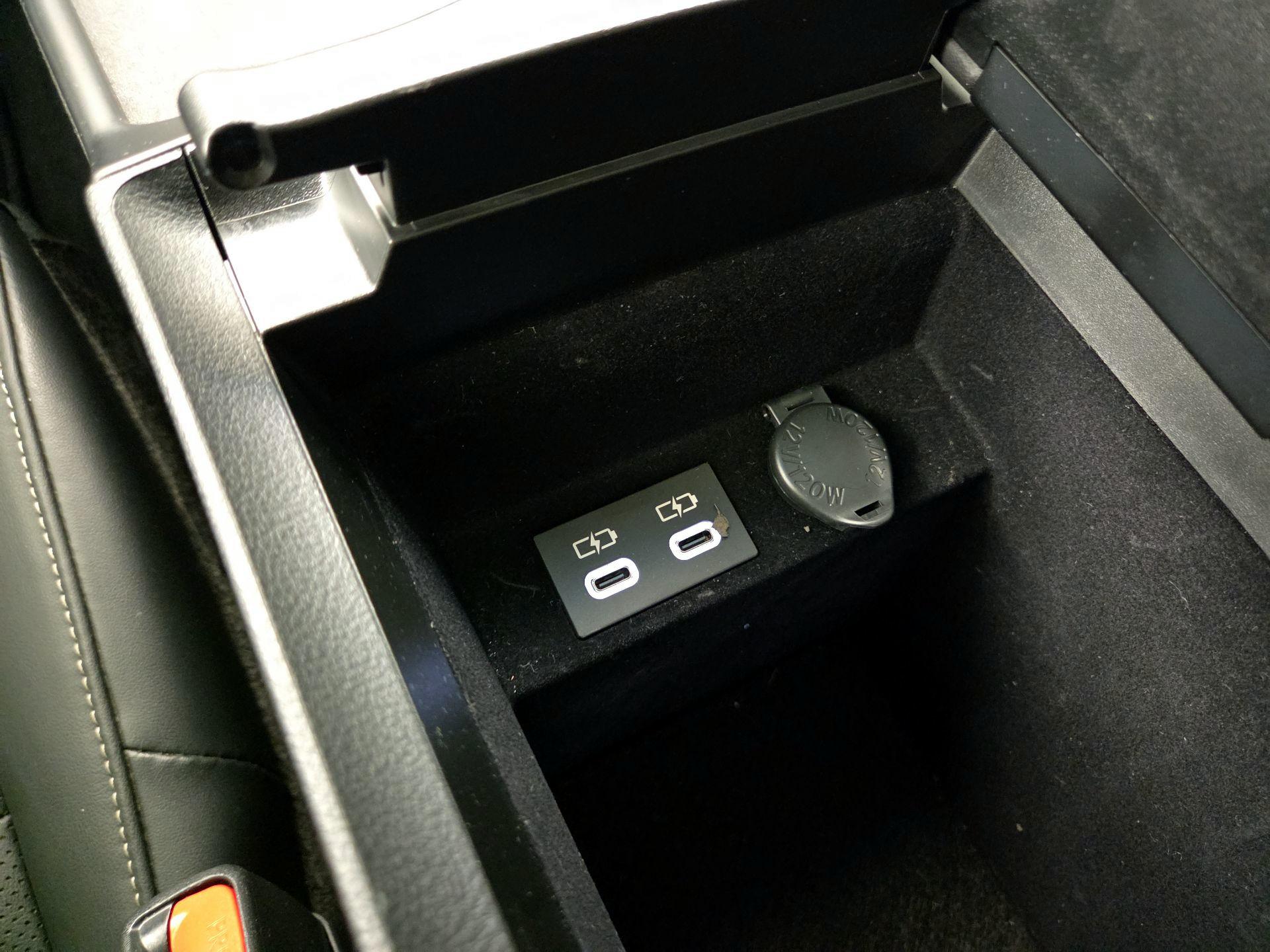 Thumbnail: 2024 Lexus ES - 18