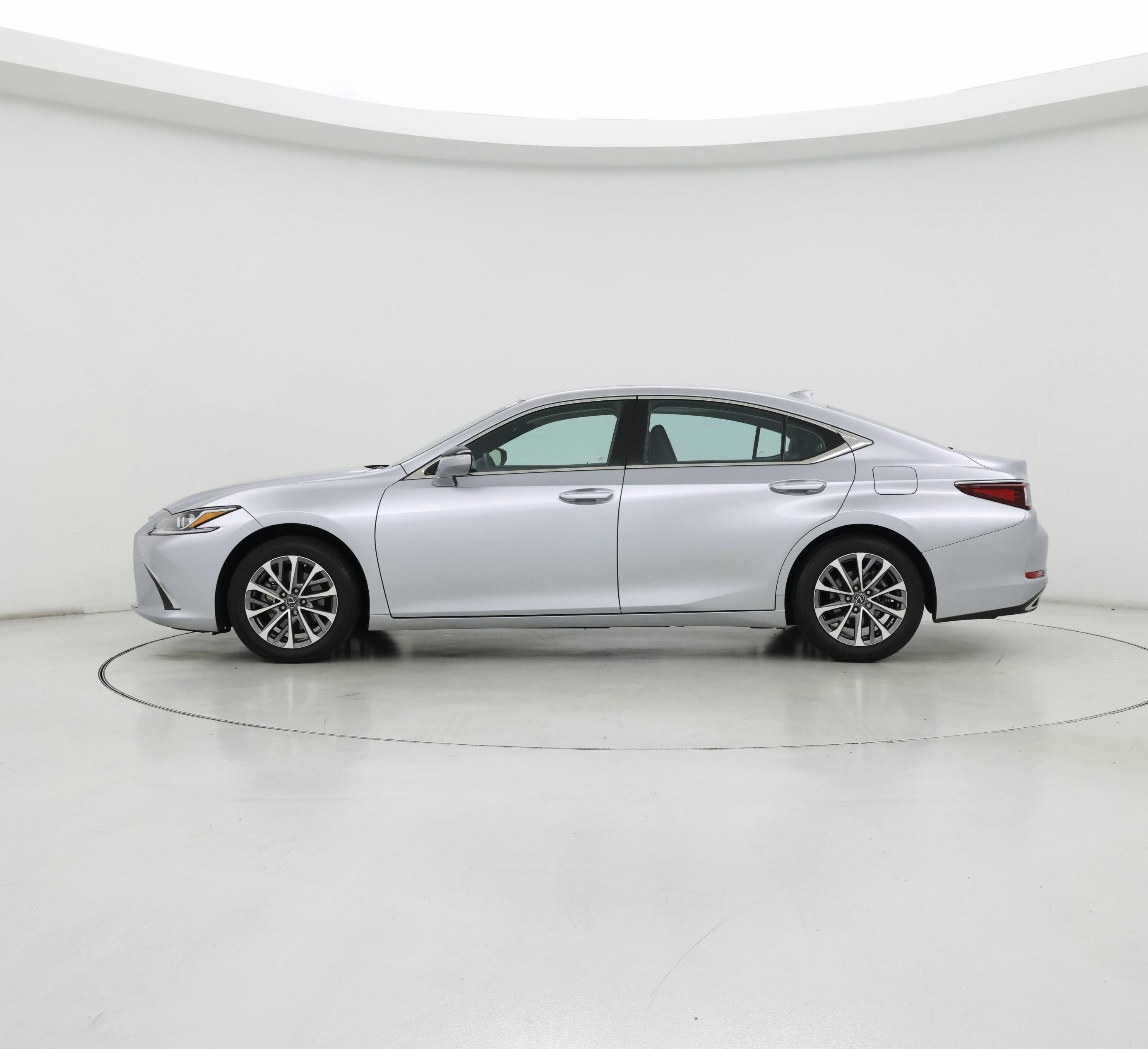 Thumbnail: 2024 Lexus ES - 3