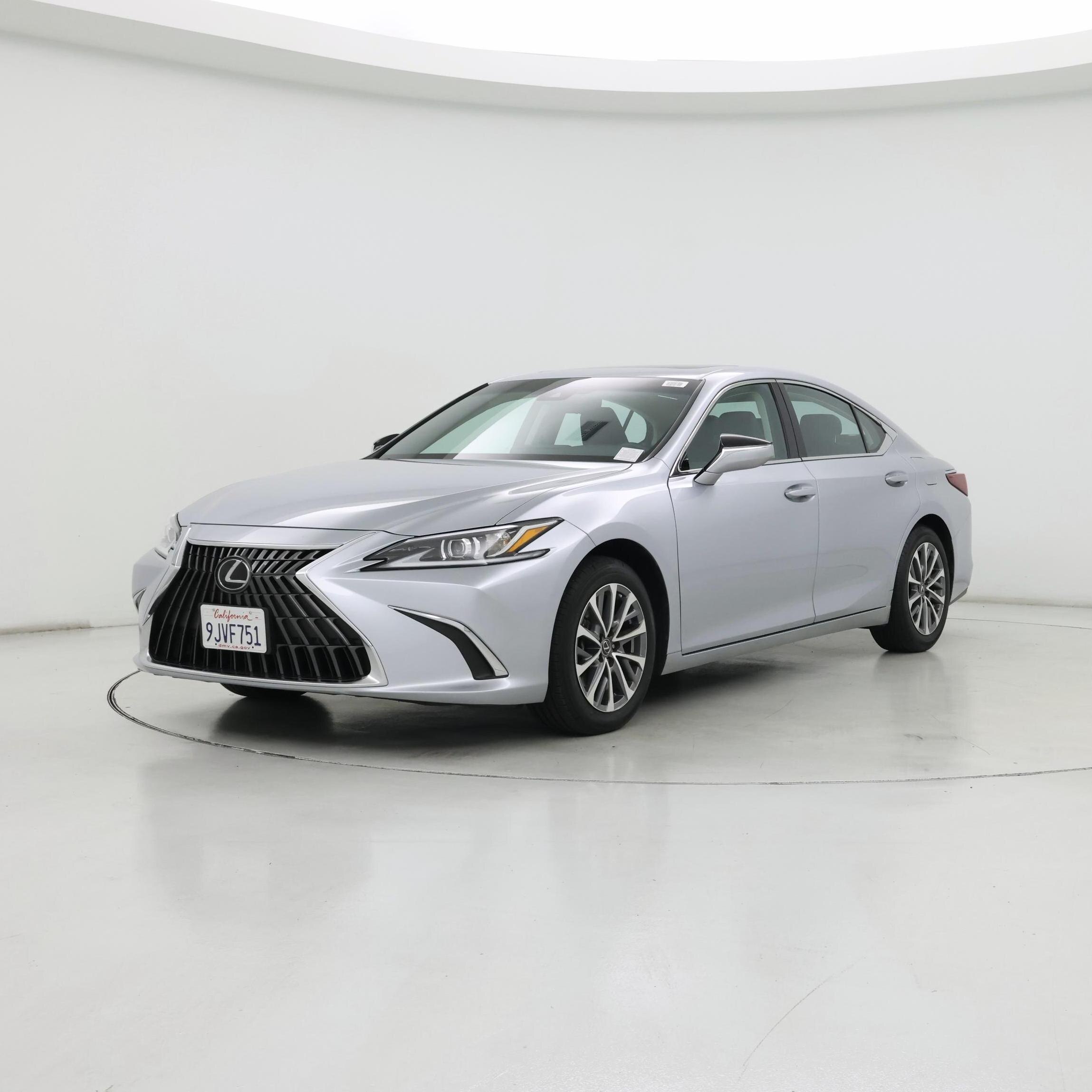 Thumbnail: 2024 Lexus ES - 4