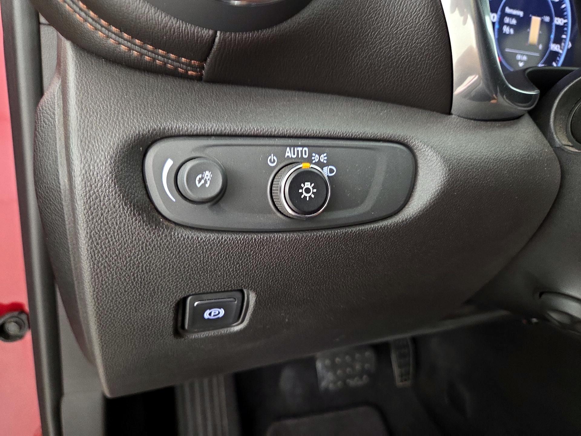 Thumbnail: 2020 Chevrolet Blazer - 13