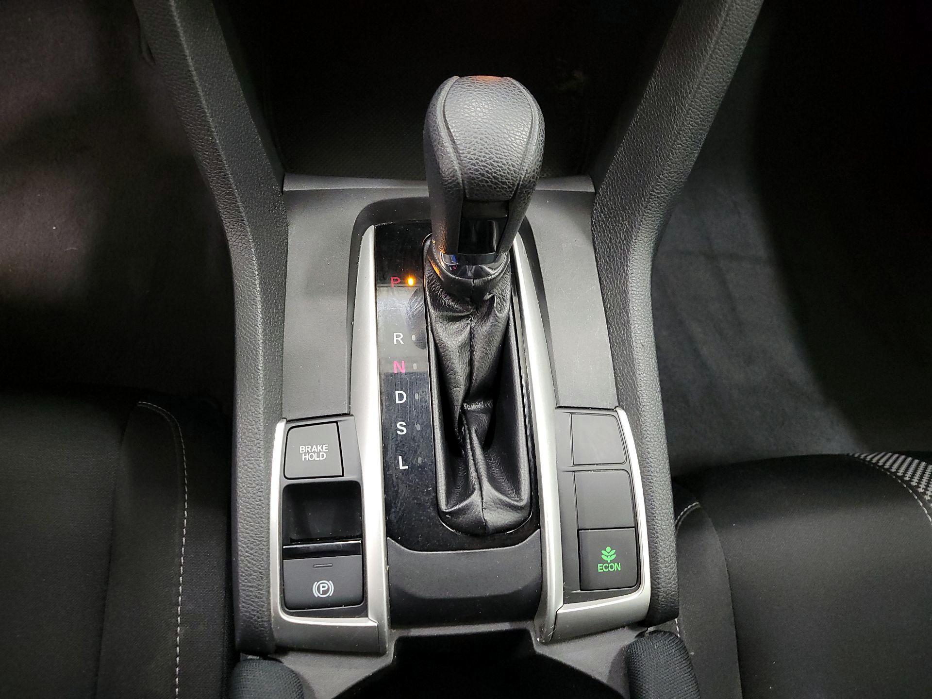 Thumbnail: 2019 Honda Civic - 17