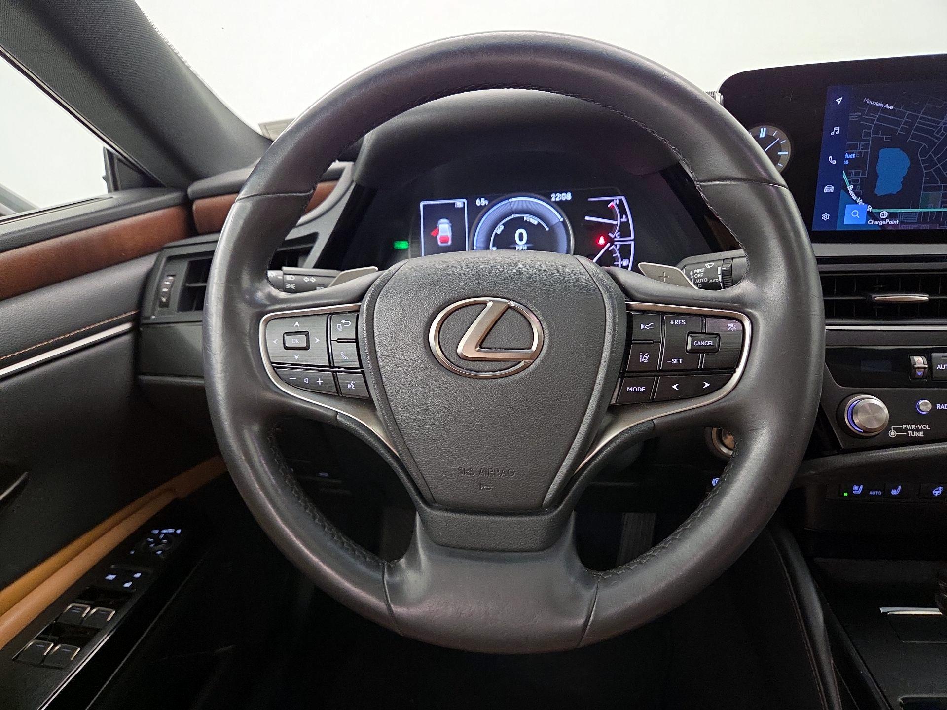 Thumbnail: 2023 Lexus ES - 10